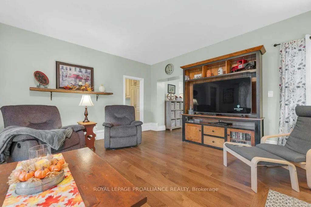 Photo 15 of 1423 Blessington Road, Belleville, Thurlow Ward — HOMEH