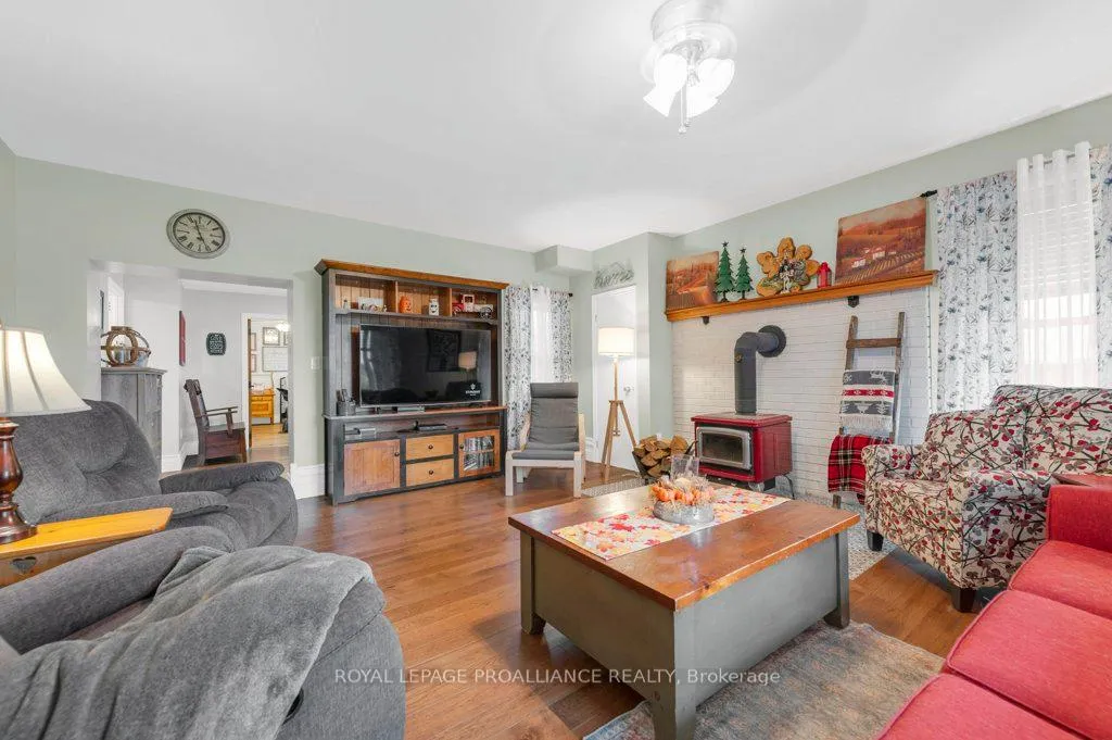Photo 16 of 1423 Blessington Road, Belleville, Thurlow Ward — HOMEH