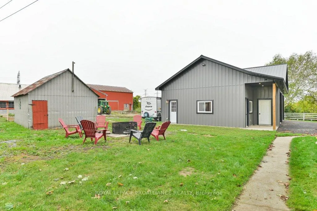 Photo 33 of 1423 Blessington Road, Belleville, Thurlow Ward — HOMEH