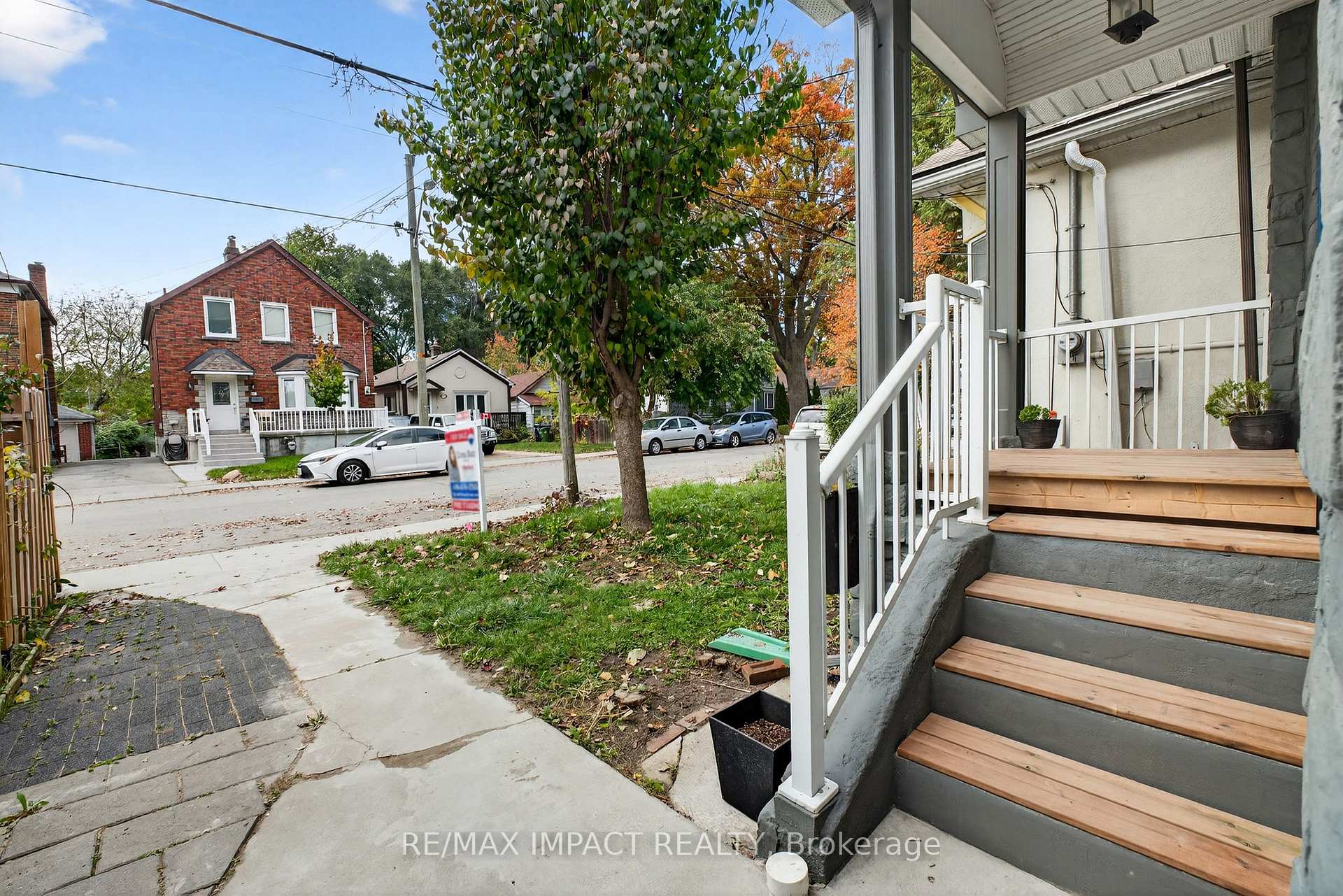 Photo 6 of 41 McDonald Avenue, Scarborough, Oakridge — HOMEH