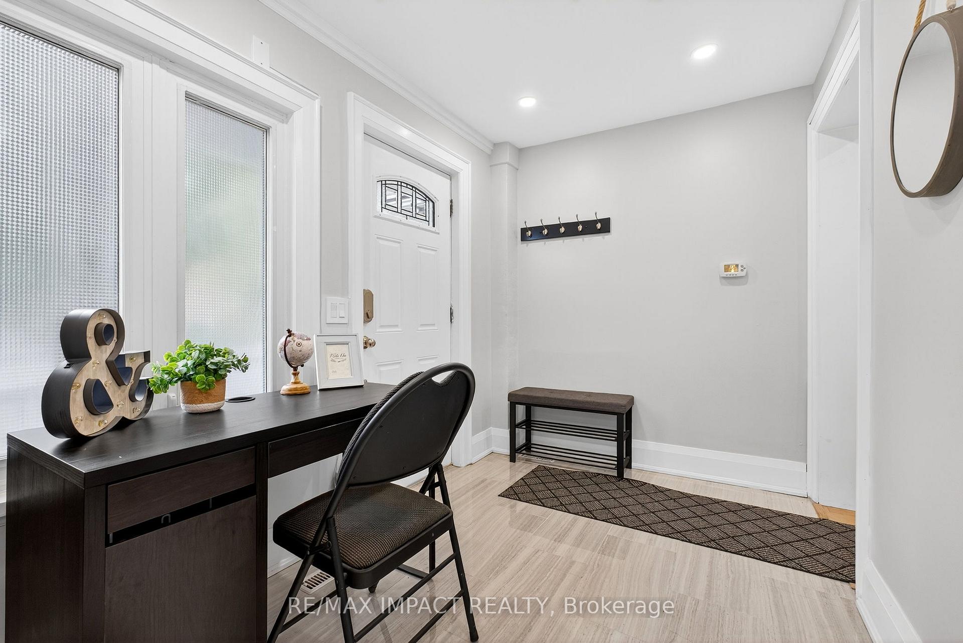 Photo 9 of 41 McDonald Avenue, Scarborough, Oakridge — HOMEH