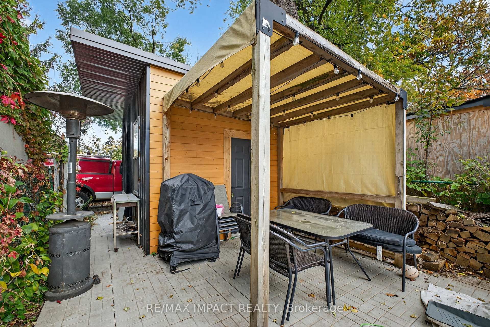 Photo 34 of 41 McDonald Avenue, Scarborough, Oakridge — HOMEH