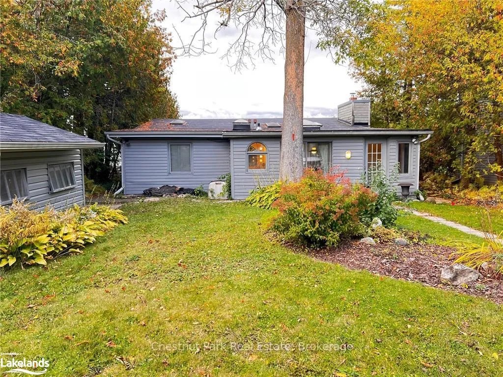 Photo 3 of 89 Georgian Manor Drive, Collingwood — HOMEH
