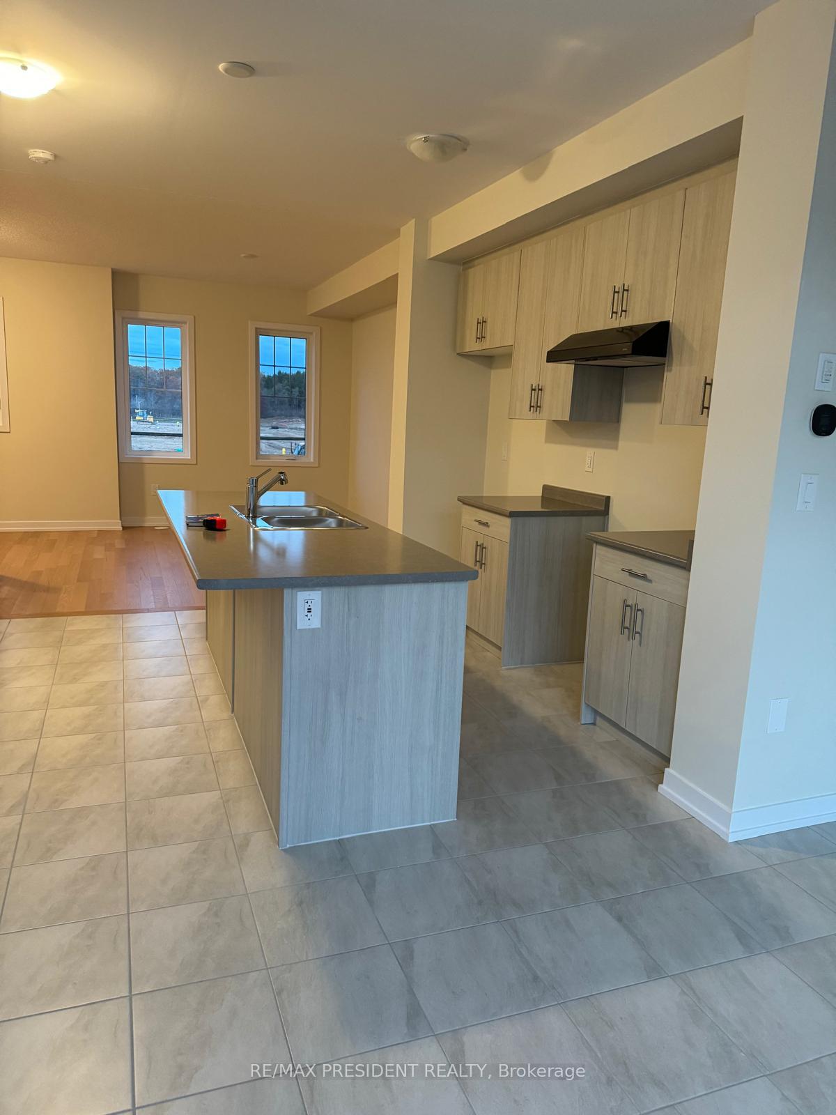 Photo 7 of 151 Melody Lane, Thorold, Hurricane/Merrittville — HOMEH