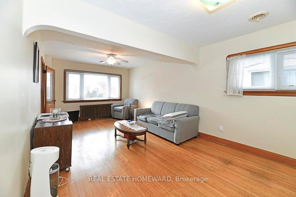 Photo 5 of 6 Joanith Drive, Toronto, O'Connor-Parkview — HOMEH