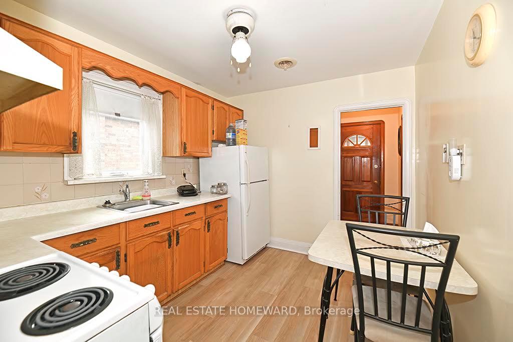 Photo 12 of 6 Joanith Drive, Toronto, O'Connor-Parkview — HOMEH