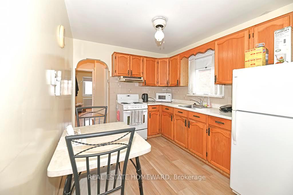 Photo 14 of 6 Joanith Drive, Toronto, O'Connor-Parkview — HOMEH