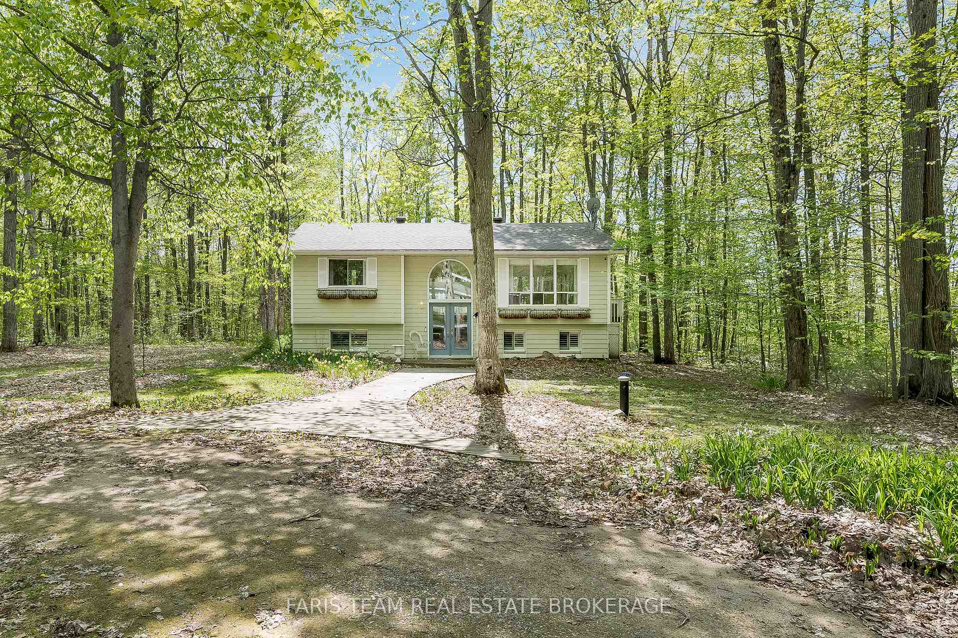 Photo 1 of 104 Silver Birch Drive, Tiny, Rural Tiny — HOMEH