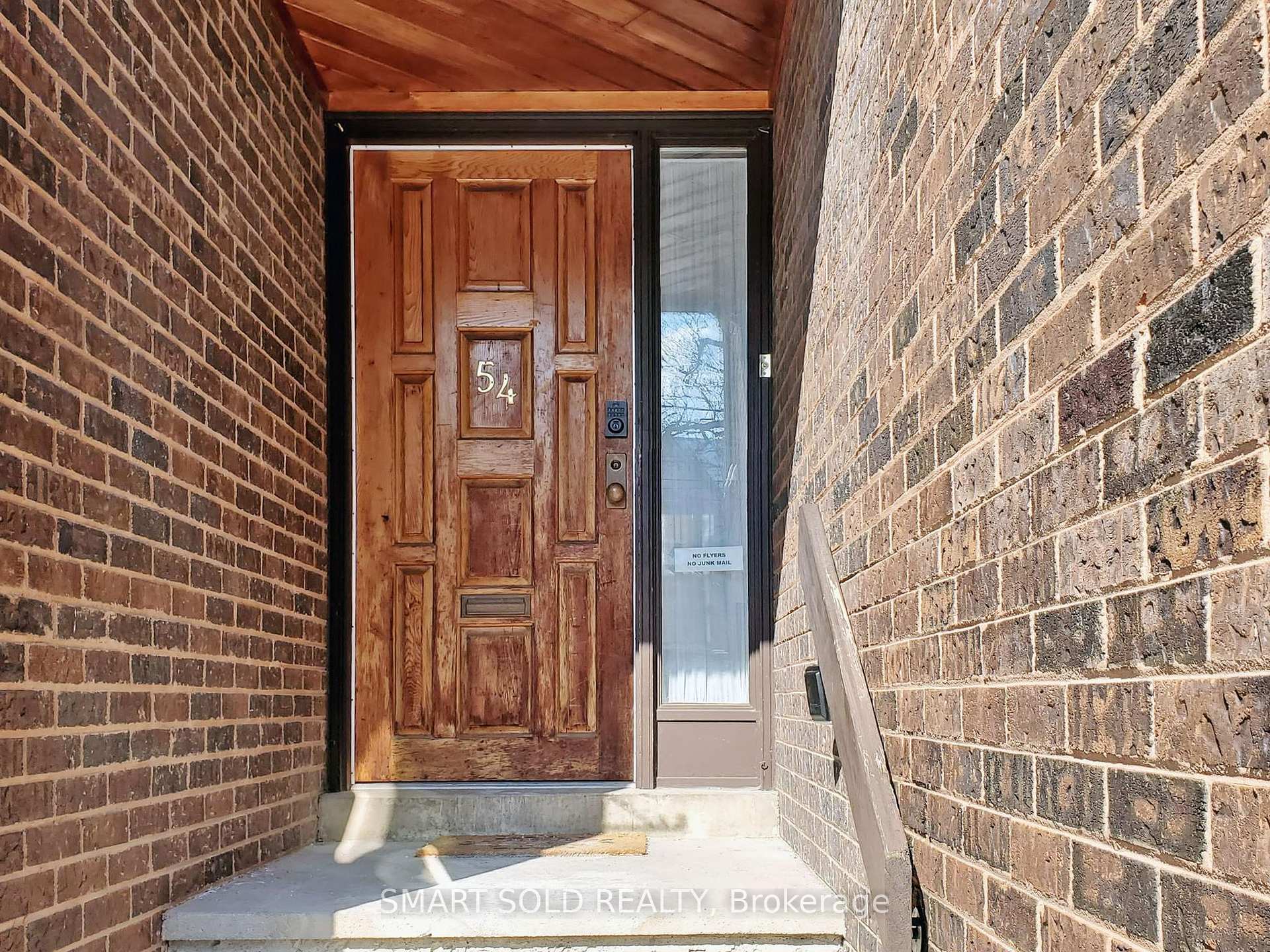 Photo 2 of 54 Castlefield Avenue, Toronto, Yonge-Eglinton — HOMEH