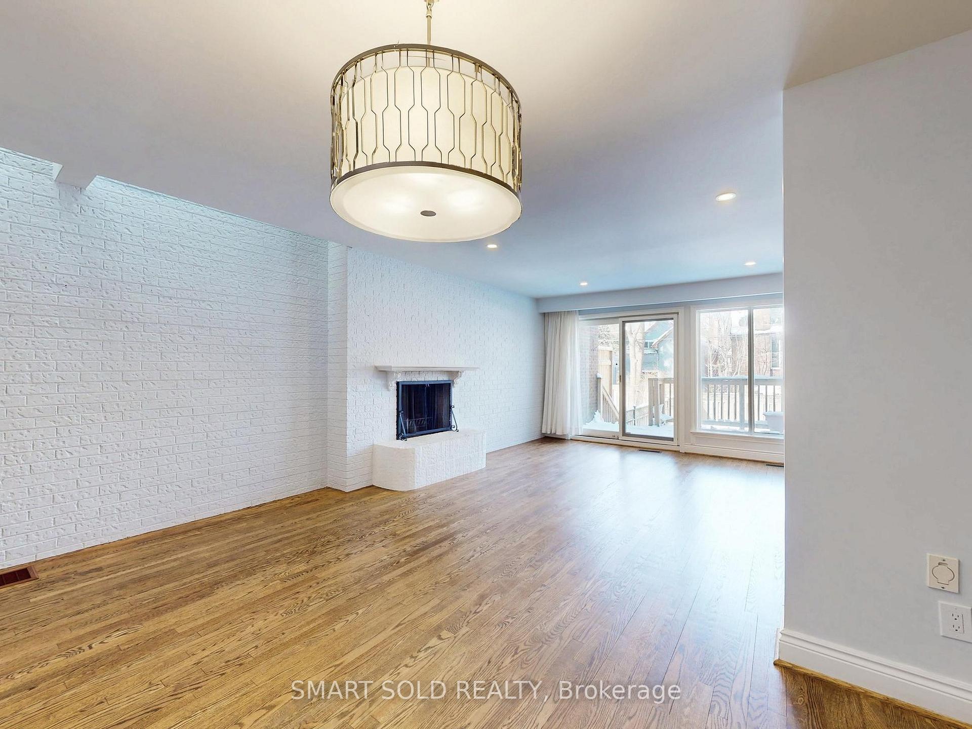 Photo 4 of 54 Castlefield Avenue, Toronto, Yonge-Eglinton — HOMEH