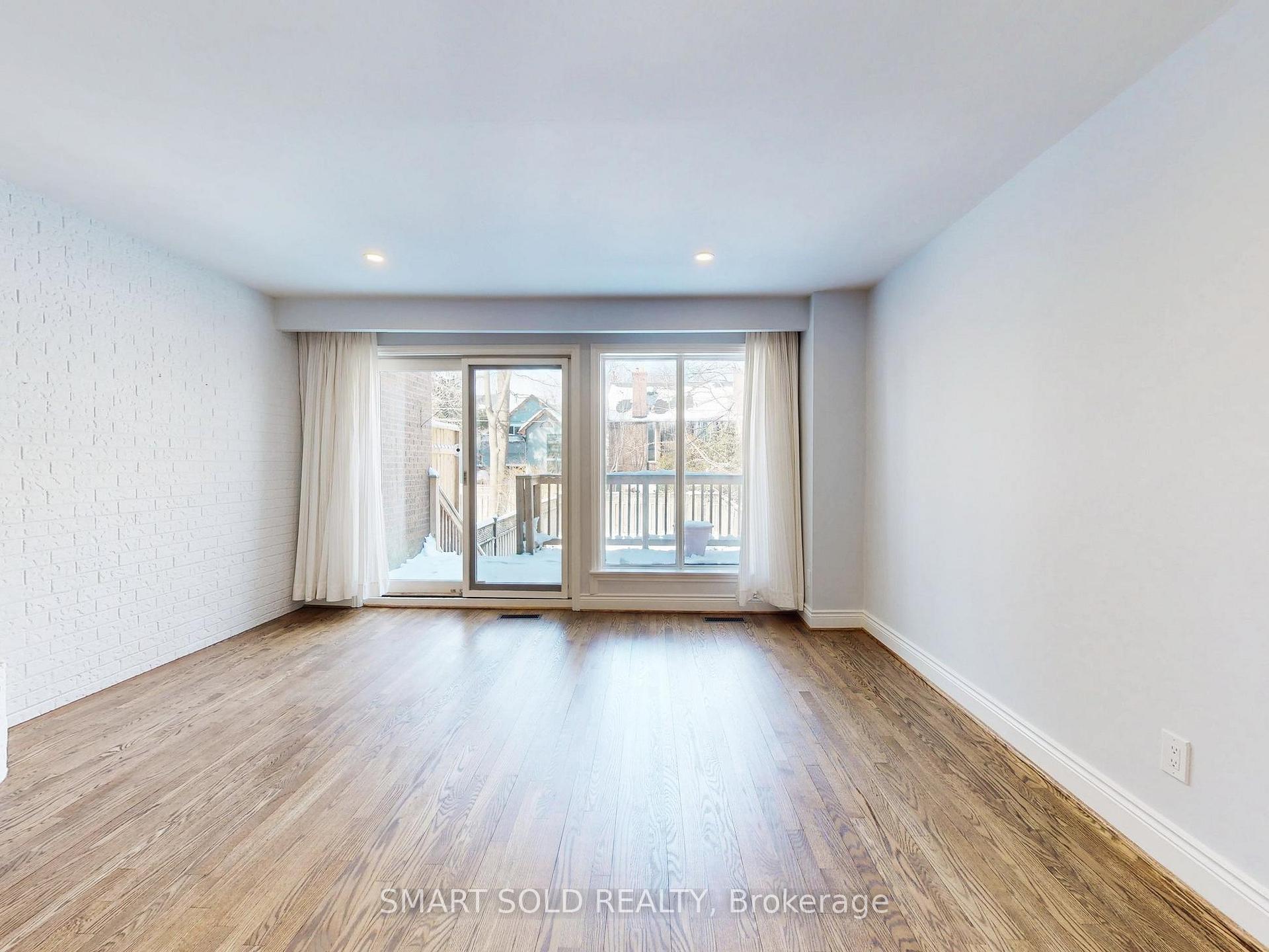 Photo 6 of 54 Castlefield Avenue, Toronto, Yonge-Eglinton — HOMEH