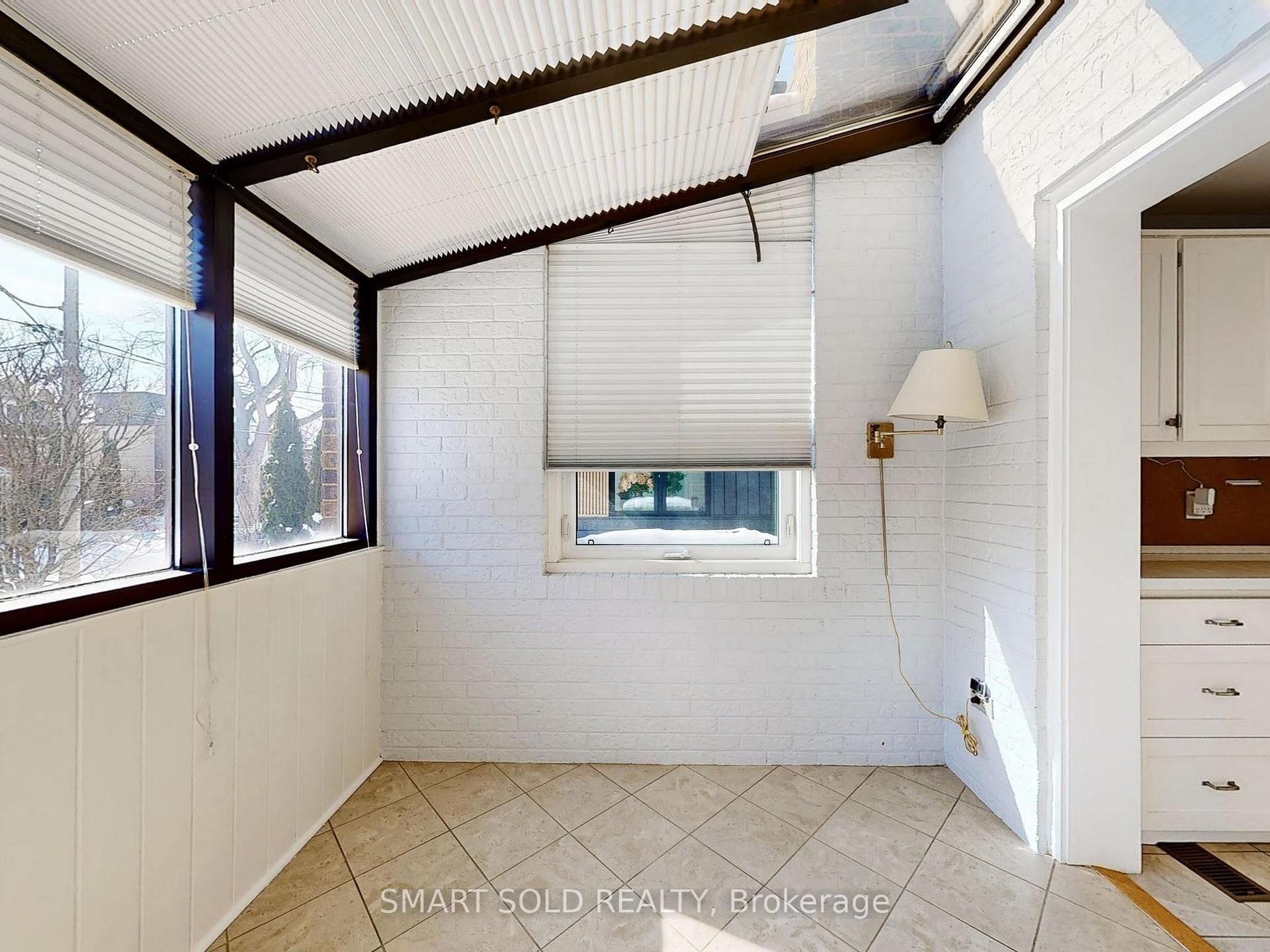 Photo 19 of 54 Castlefield Avenue, Toronto, Yonge-Eglinton — HOMEH