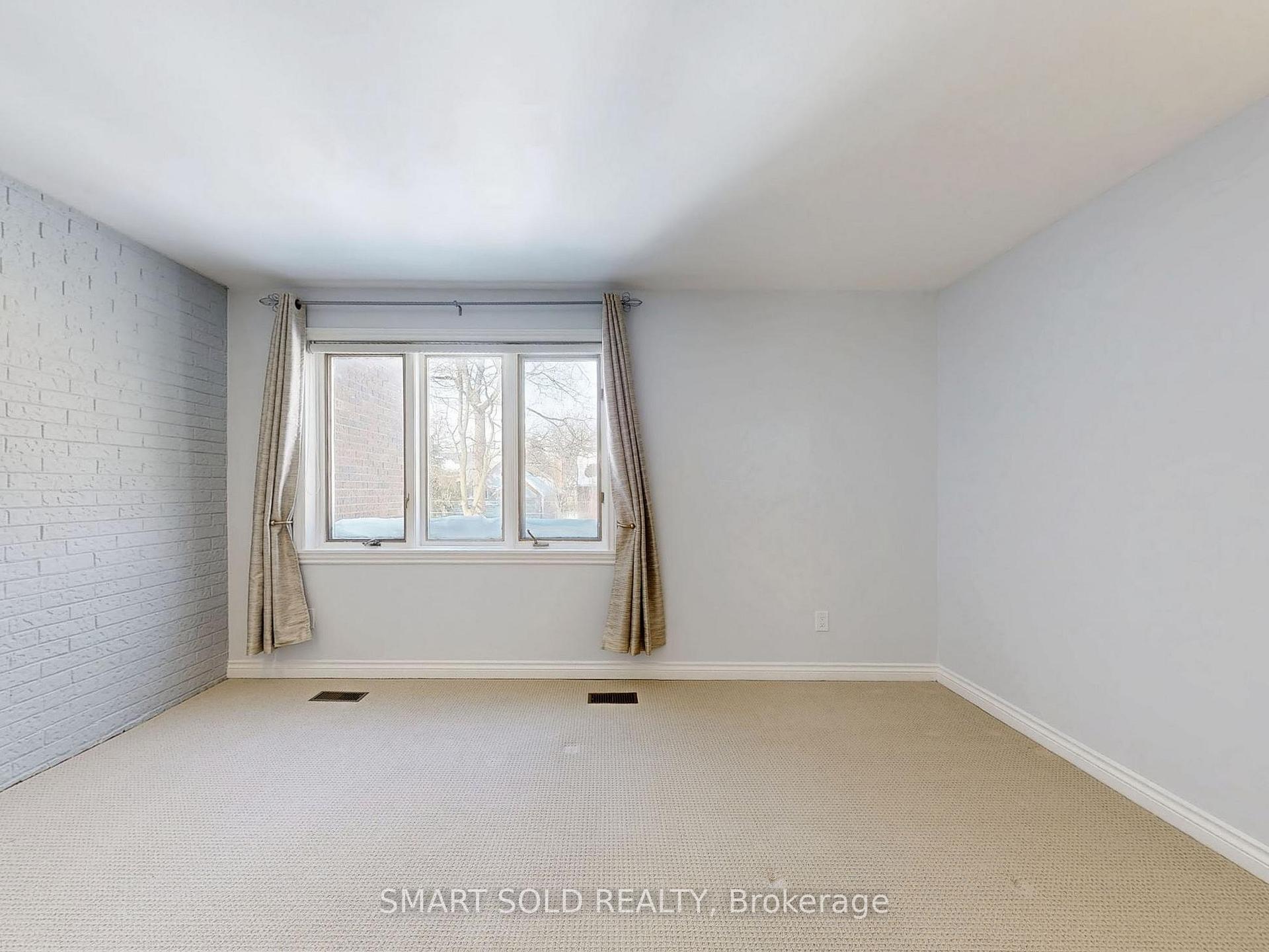 Photo 25 of 54 Castlefield Avenue, Toronto, Yonge-Eglinton — HOMEH