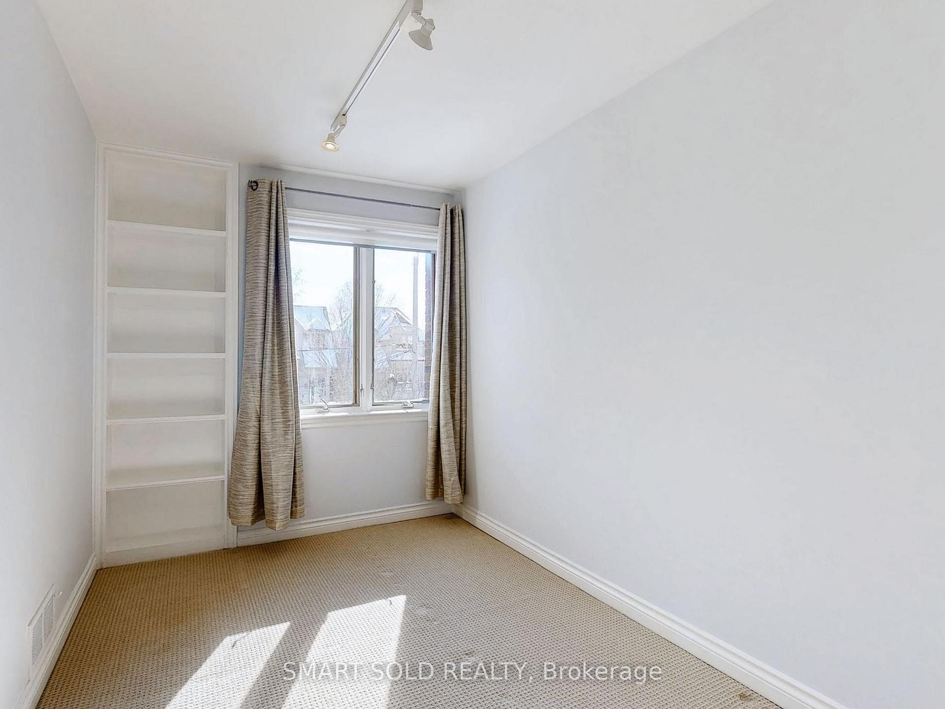 Photo 32 of 54 Castlefield Avenue, Toronto, Yonge-Eglinton — HOMEH