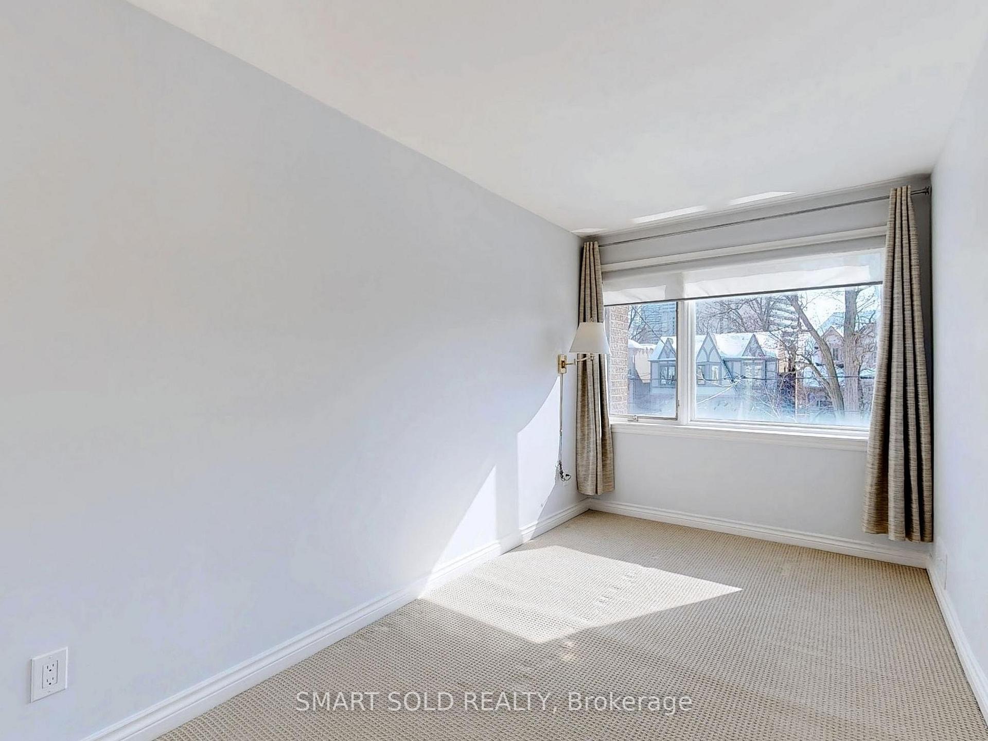 Photo 34 of 54 Castlefield Avenue, Toronto, Yonge-Eglinton — HOMEH