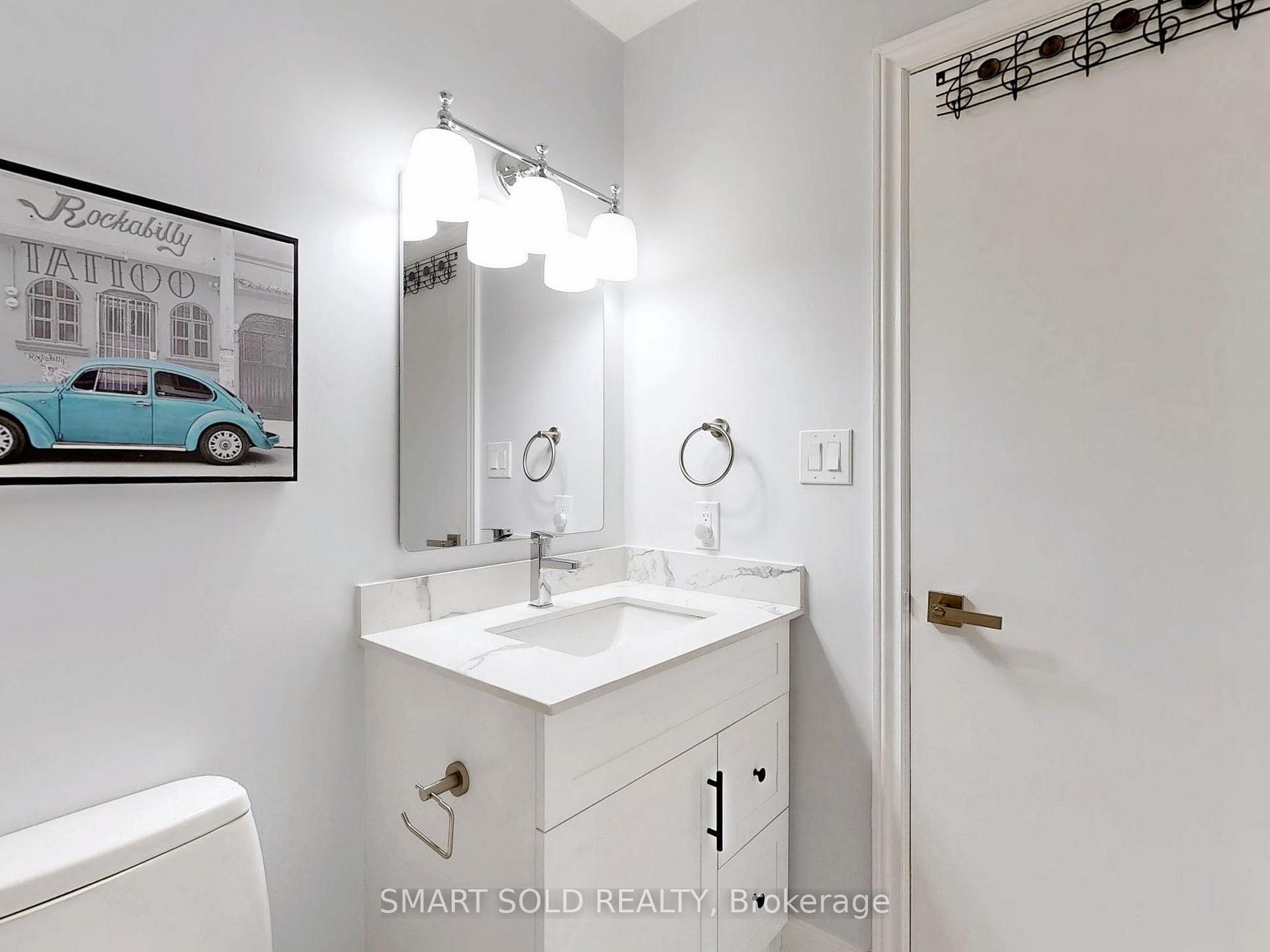 Photo 37 of 54 Castlefield Avenue, Toronto, Yonge-Eglinton — HOMEH