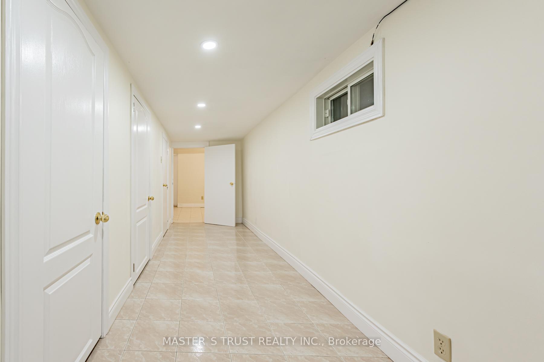 Photo 21 of Unit Main Floor, 246 Major Street, Toronto, University — HOMEH
