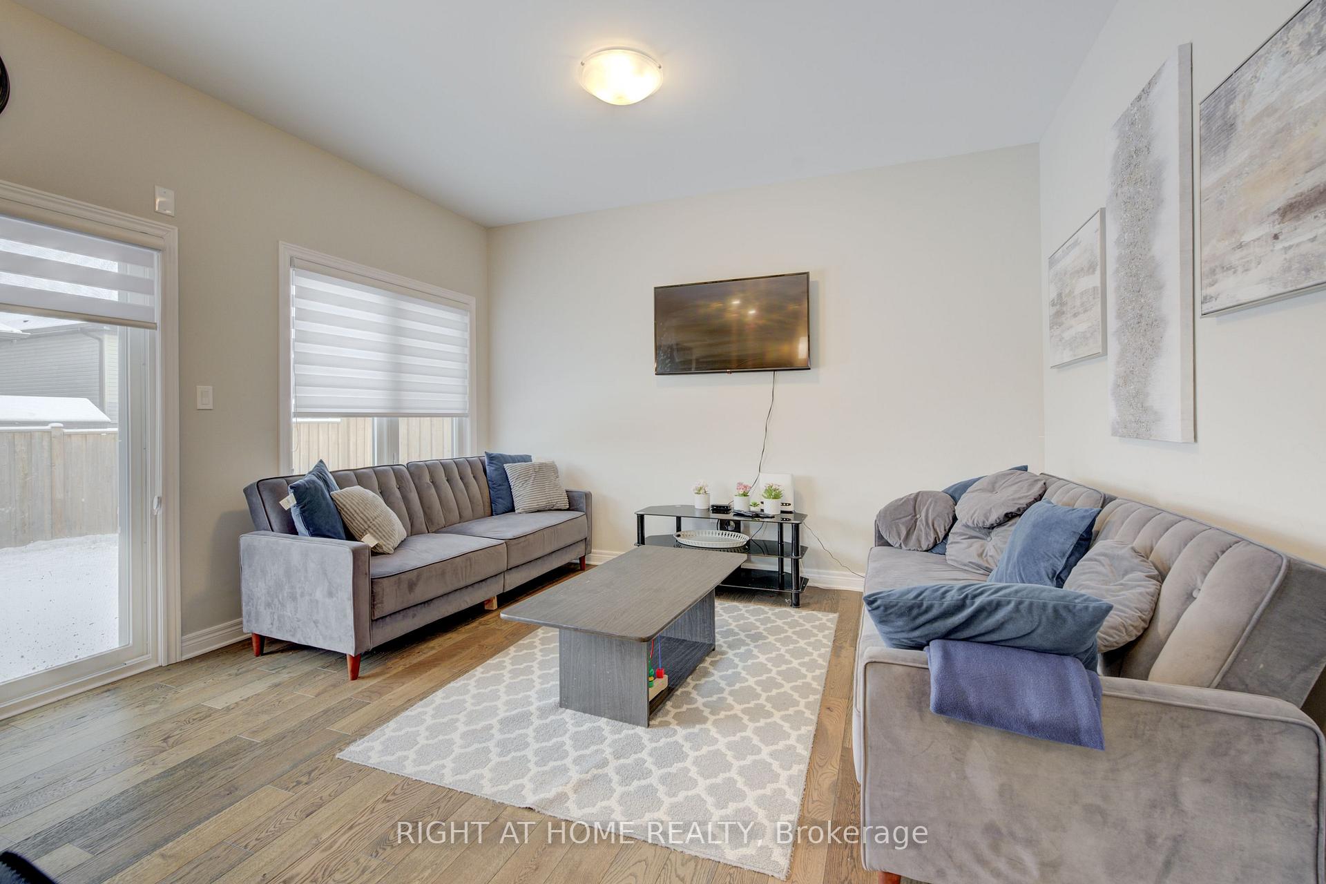 Photo 13 of 2 Bowman Crescent, Thorold, Hurricane/Merrittville — HOMEH