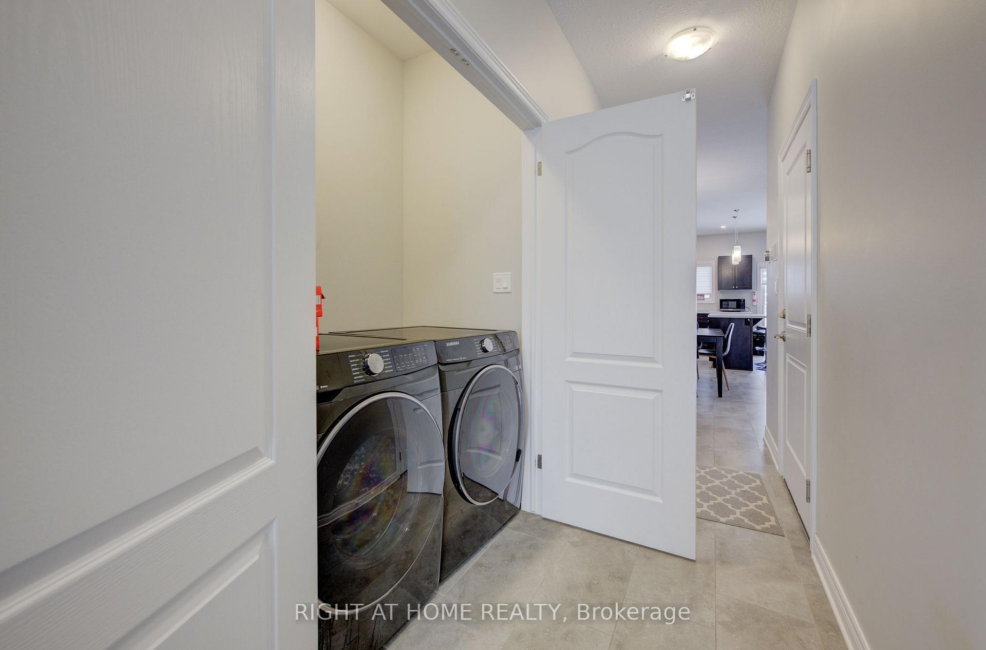 Photo 15 of 2 Bowman Crescent, Thorold, Hurricane/Merrittville — HOMEH
