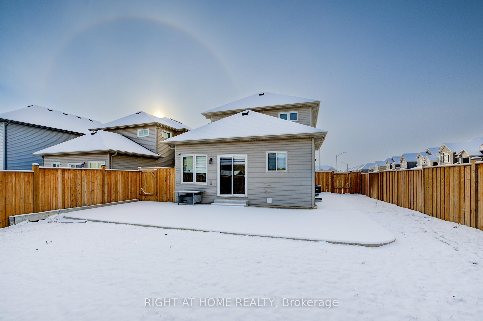 Photo 35 of 2 Bowman Crescent, Thorold, Hurricane/Merrittville — HOMEH