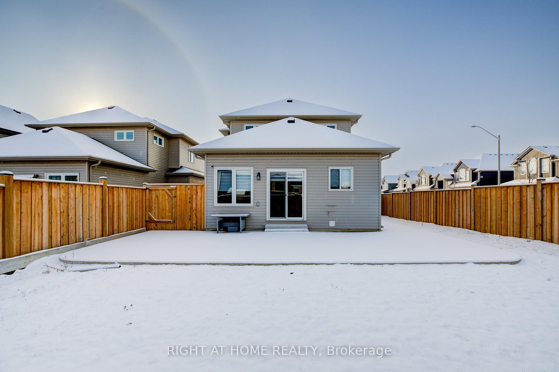 Photo 36 of 2 Bowman Crescent, Thorold, Hurricane/Merrittville — HOMEH