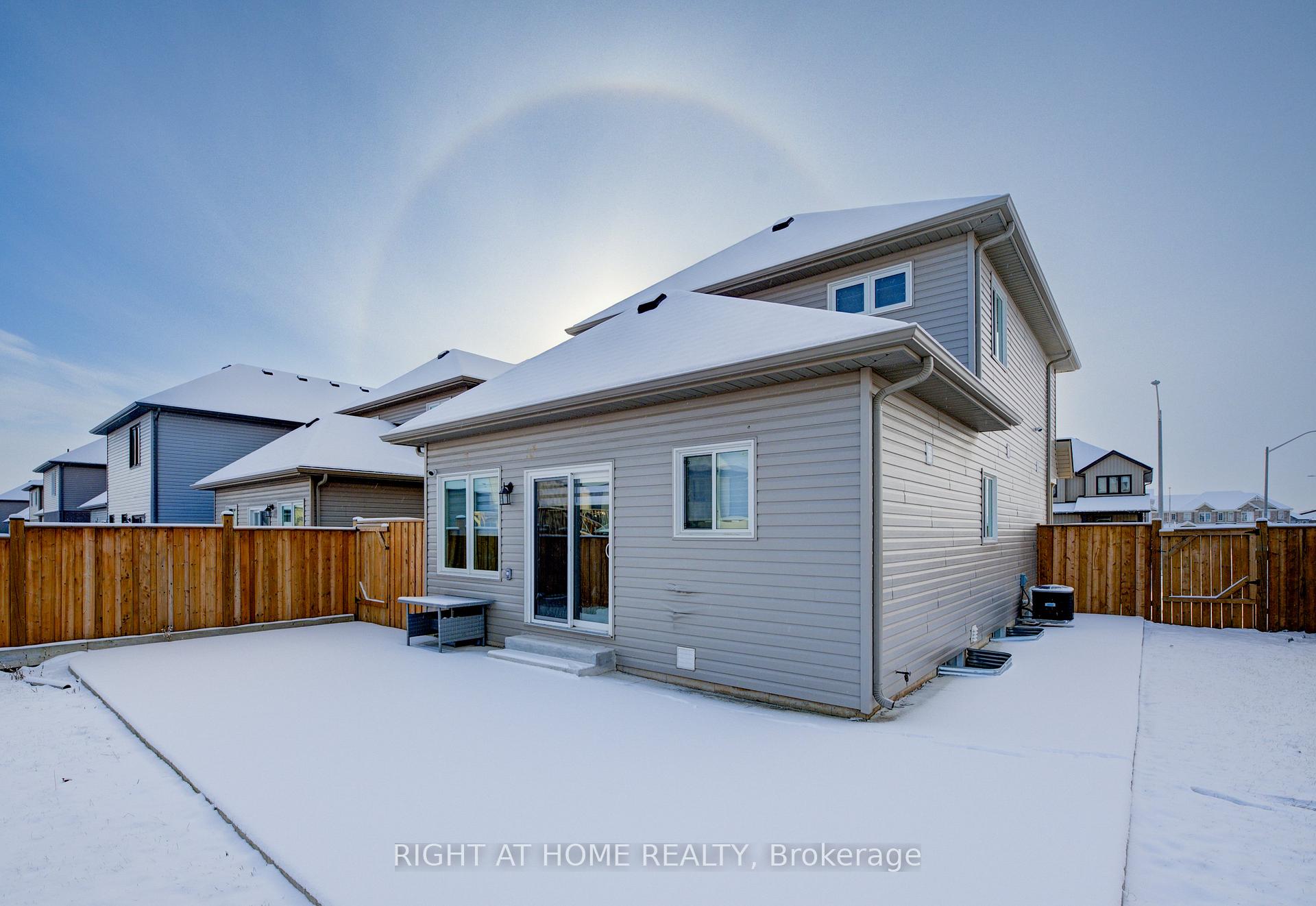 Photo 37 of 2 Bowman Crescent, Thorold, Hurricane/Merrittville — HOMEH