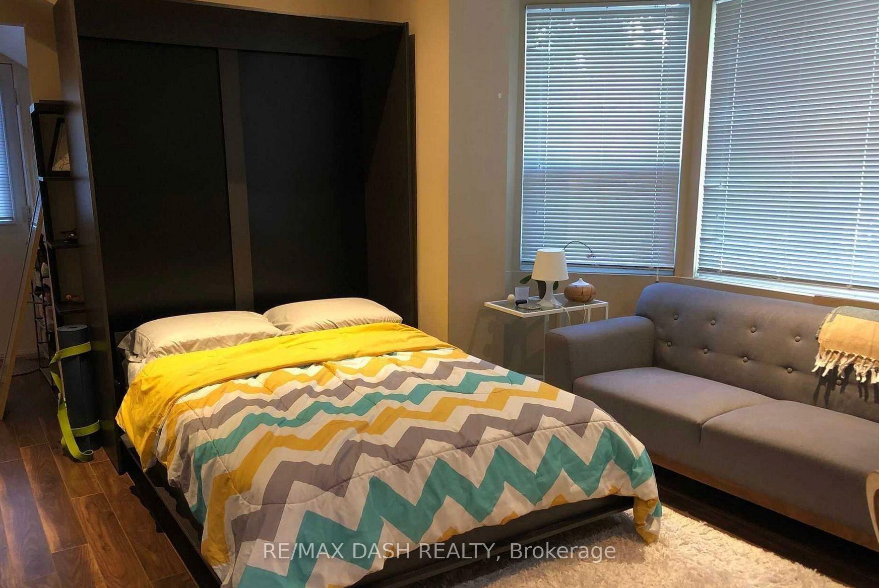 Photo 7 of Unit 201, 141 Admiral Road, Toronto, The Annex — HOMEH