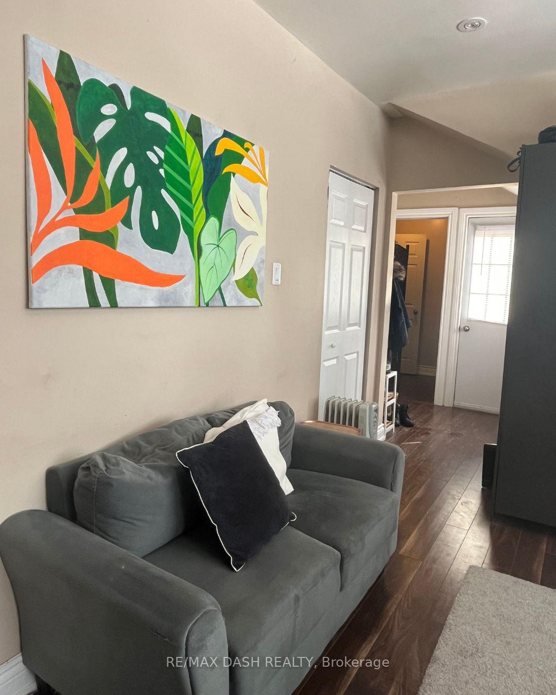 Photo 13 of Unit 201, 141 Admiral Road, Toronto, The Annex — HOMEH