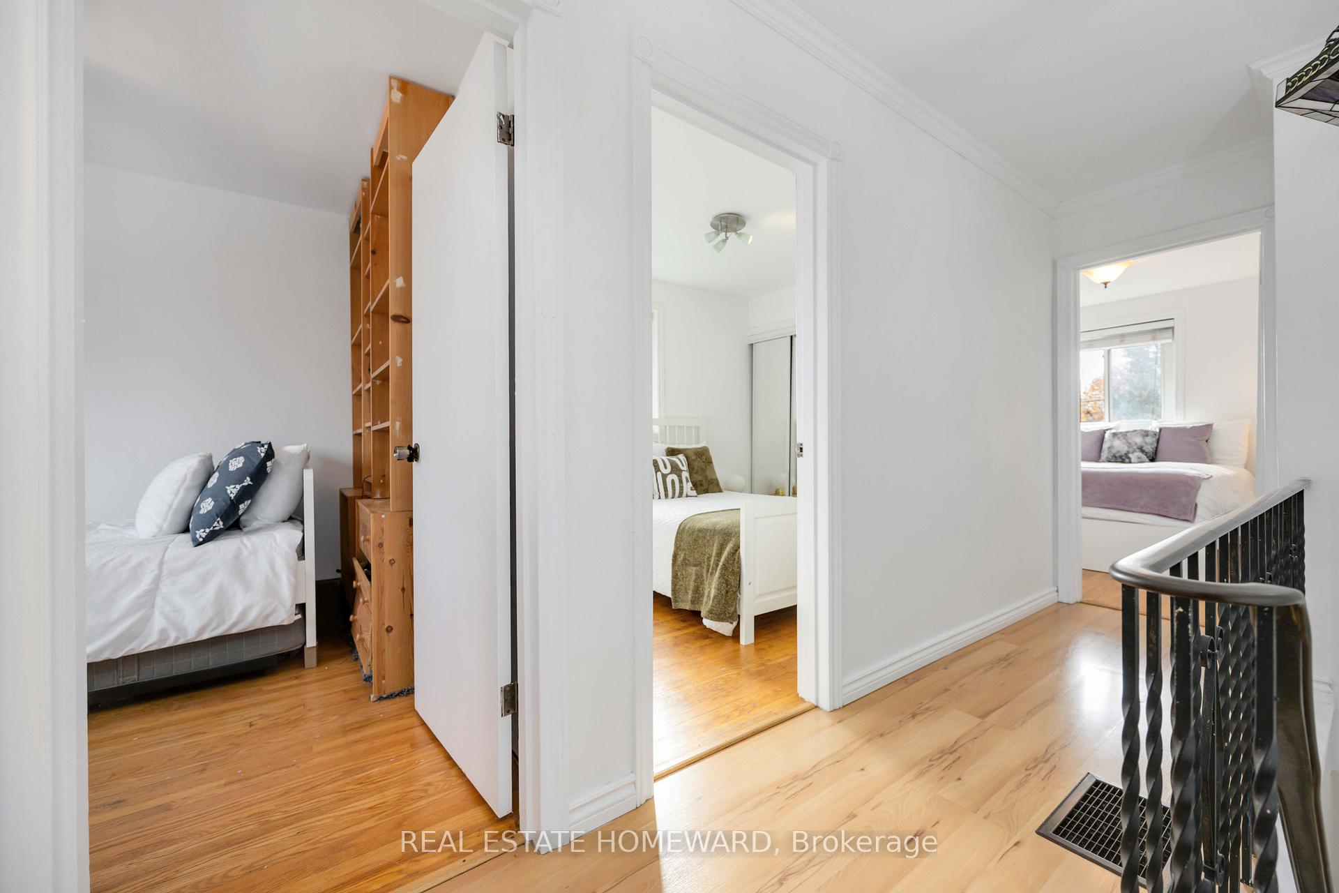 Photo 19 of 61 Avis Crescent, Toronto, O'Connor-Parkview — HOMEH