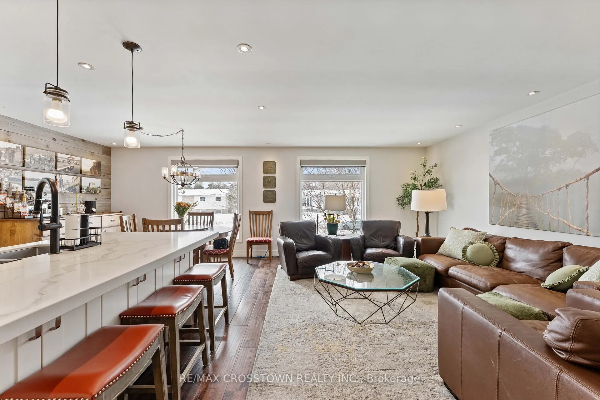 Photo 7 of 229 Thornton Avenue, Essa, Thornton — HOMEH