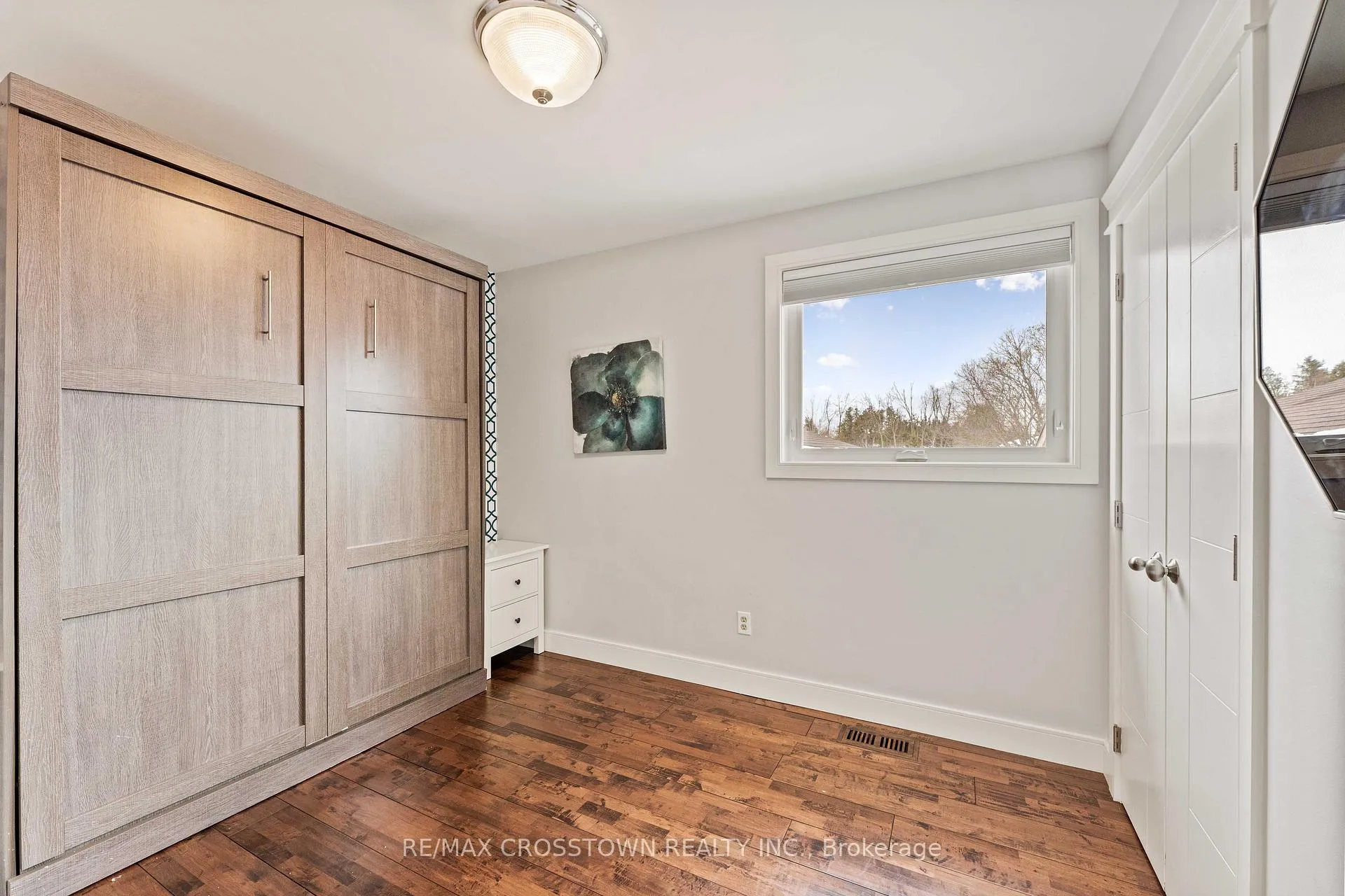 Photo 14 of 229 Thornton Avenue, Essa, Thornton — HOMEH
