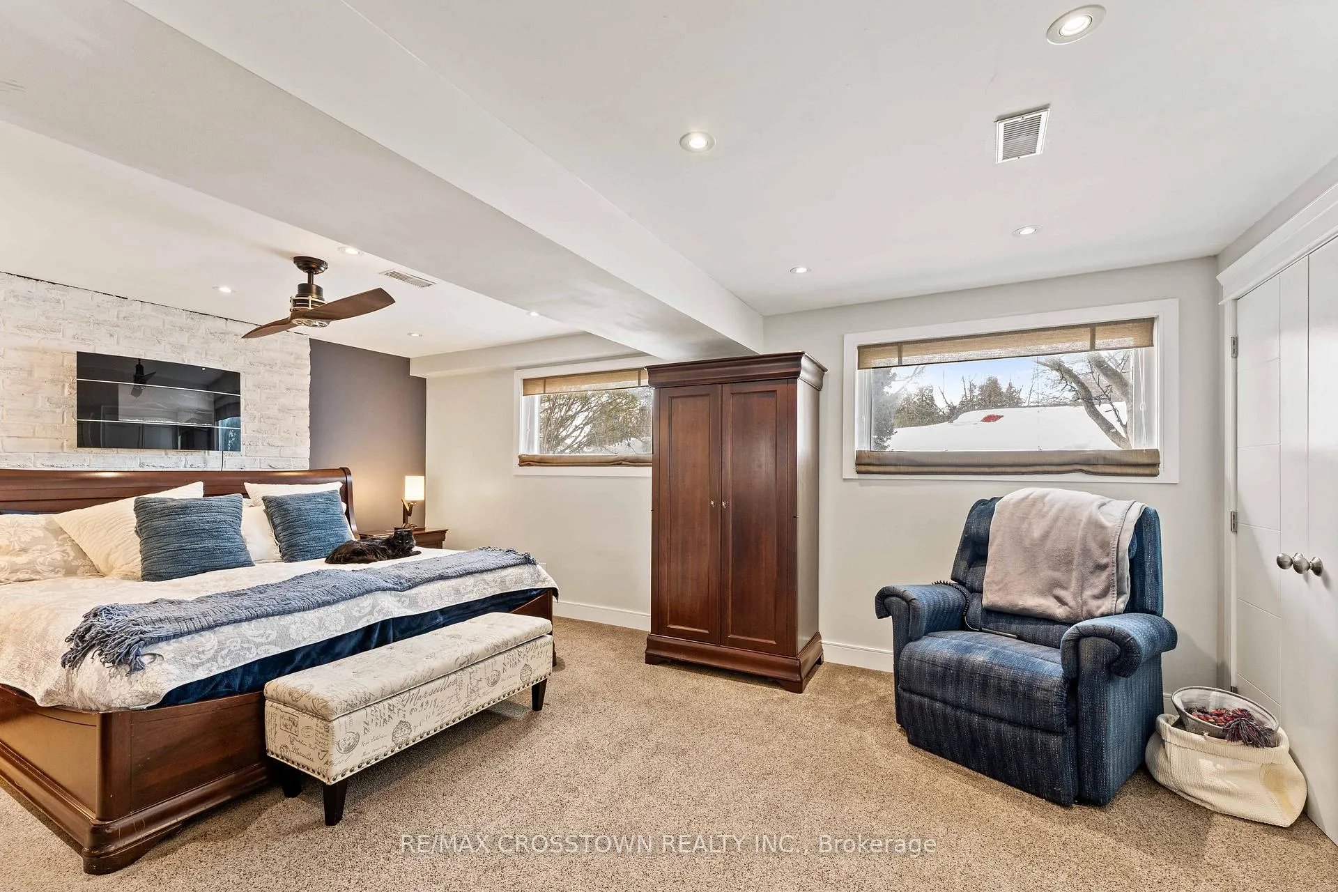 Photo 18 of 229 Thornton Avenue, Essa, Thornton — HOMEH