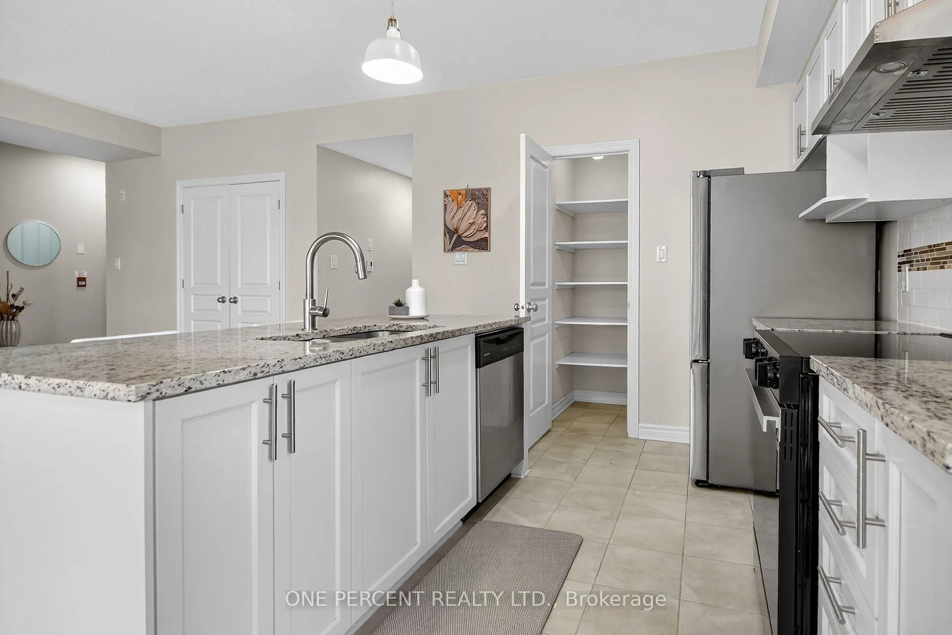 Photo 9 of Unit F, 66 Tipperary Private, Ottawa, Barrhaven - Longfields — HOMEH