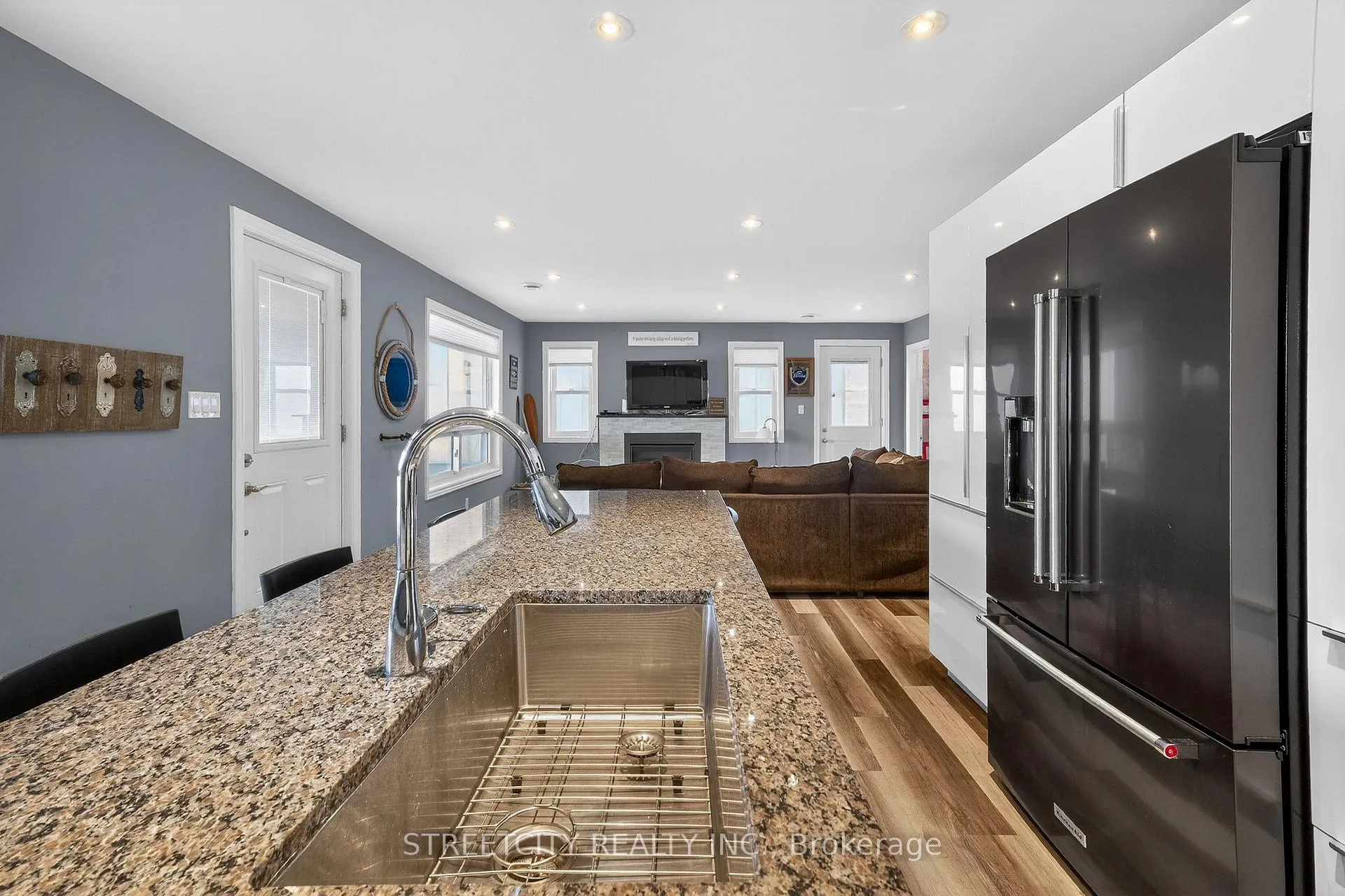 Photo 12 of 387 Stanley Park Drive, Central Elgin, Rural Central Elgin — HOMEH