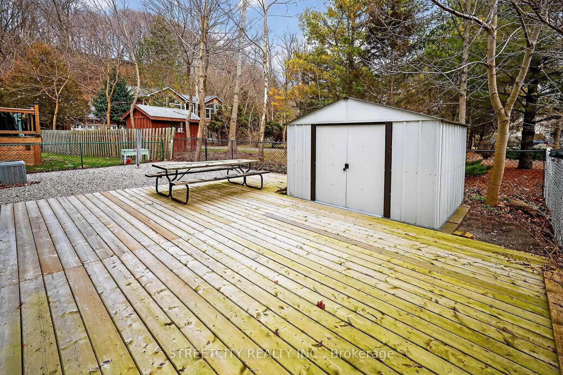 Photo 31 of 387 Stanley Park Drive, Central Elgin, Rural Central Elgin — HOMEH