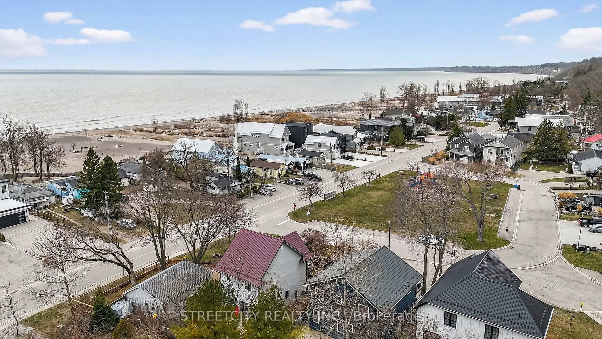 Photo 4 of 387 Stanley Park Drive, Central Elgin, Rural Central Elgin — HOMEH