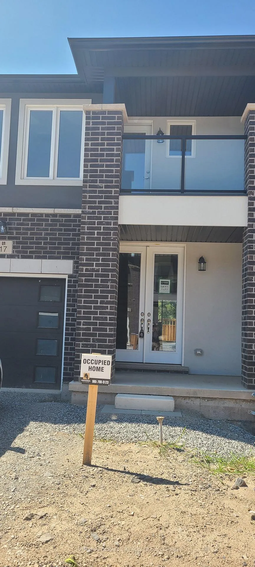 Photo 1 of 17 Renfrew Trail, Renfrew, Renfrew — HOMEH