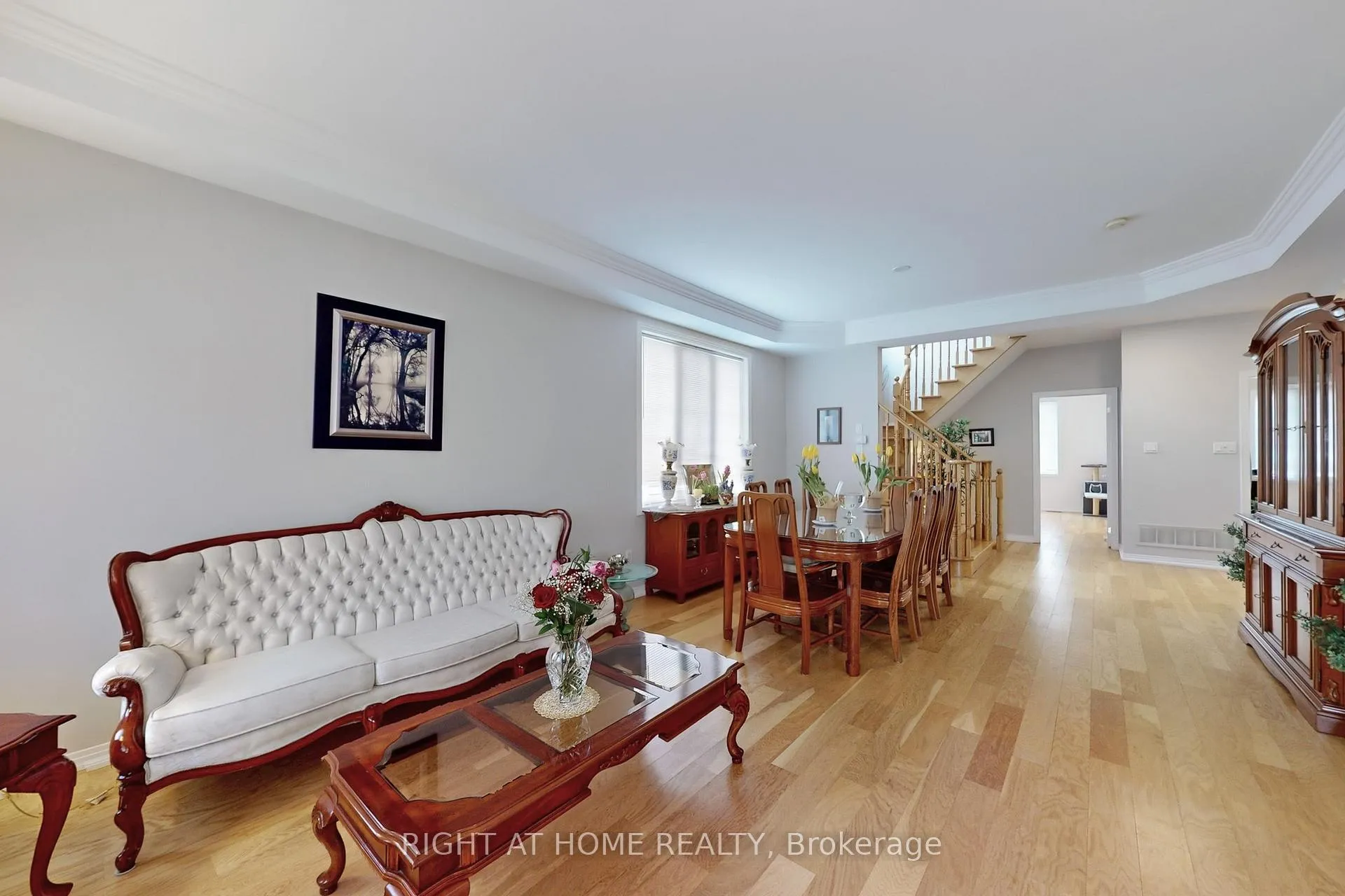 Photo 6 of 19 Robert Grundy Road, Markham, Cachet — HOMEH