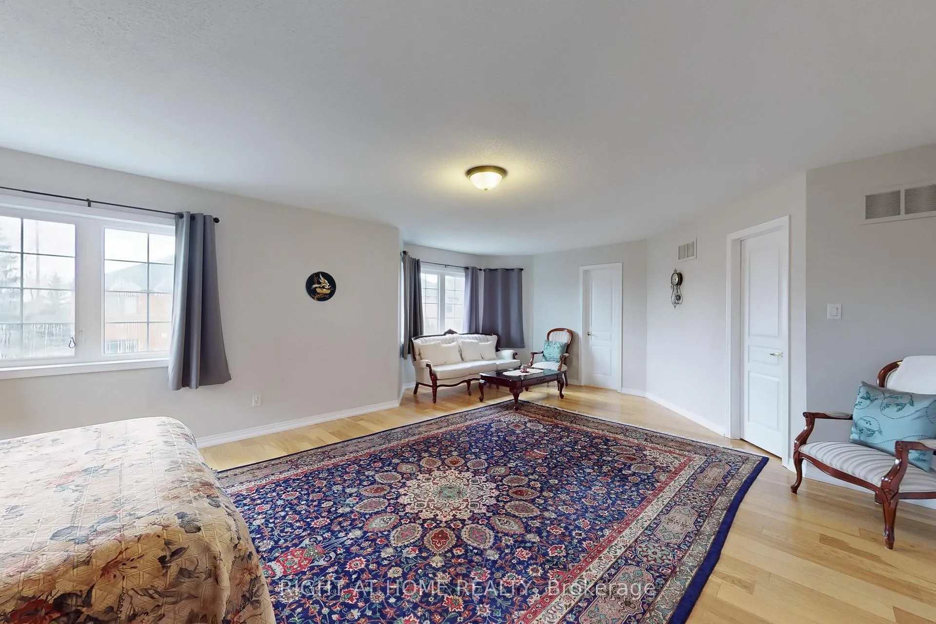 Photo 20 of 19 Robert Grundy Road, Markham, Cachet — HOMEH