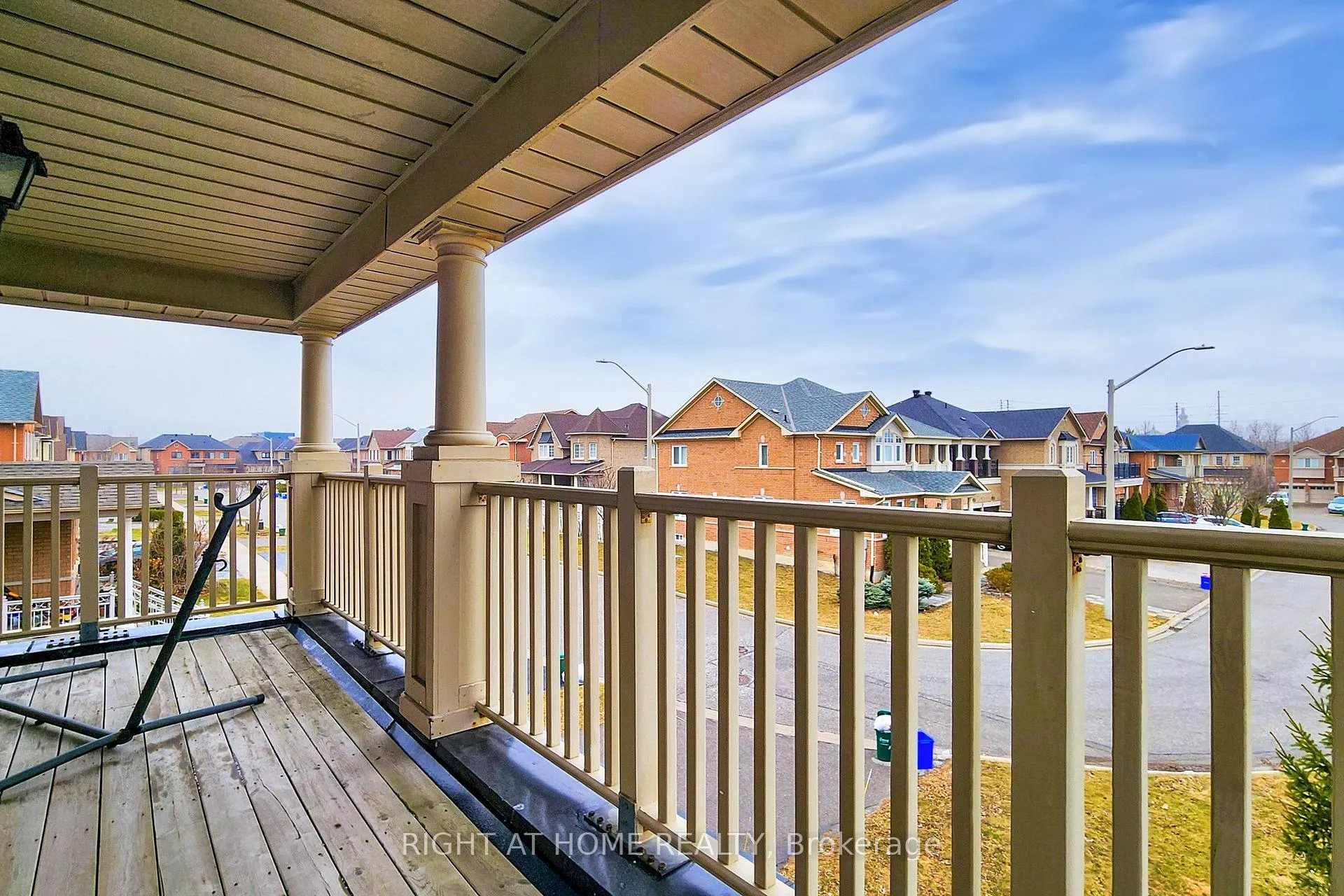 Photo 27 of 19 Robert Grundy Road, Markham, Cachet — HOMEH