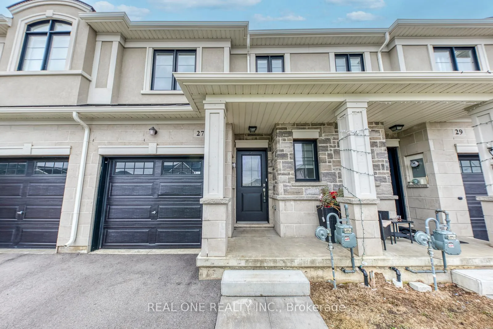 Photo 1 of 27 Genoa Drive, Hamilton, Jerome — HOMEH