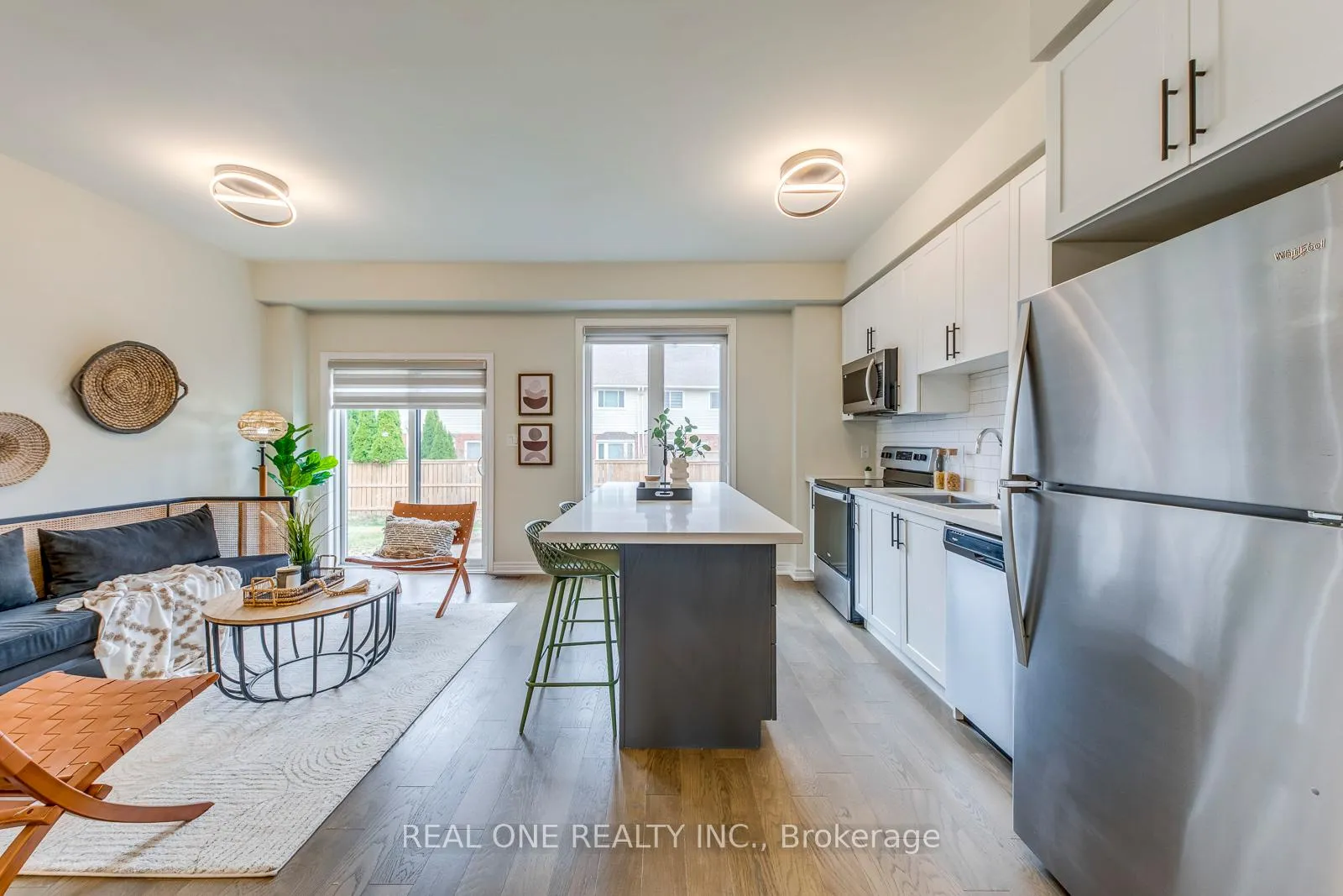Photo 15 of 27 Genoa Drive, Hamilton, Jerome — HOMEH