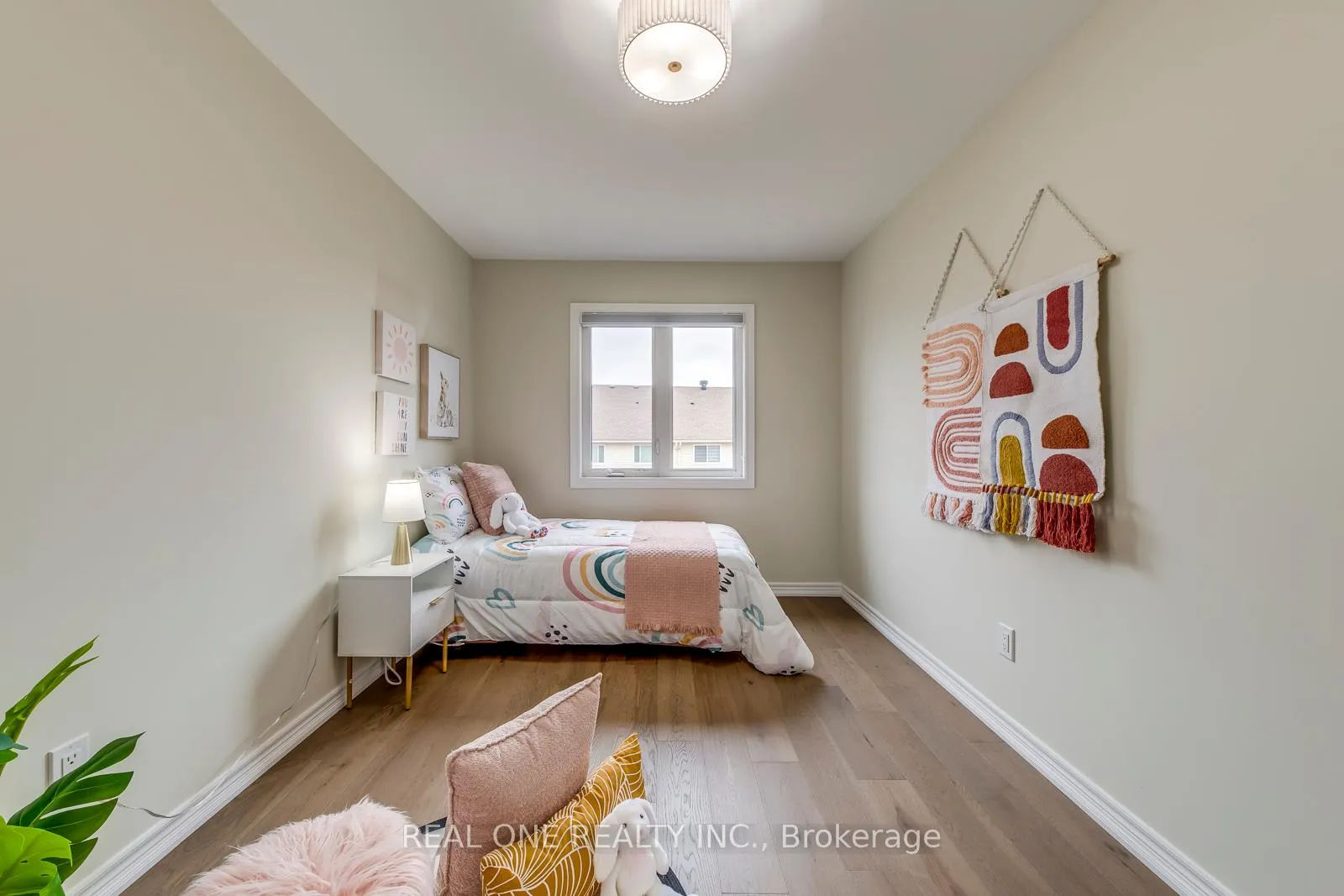 Photo 33 of 27 Genoa Drive, Hamilton, Jerome — HOMEH