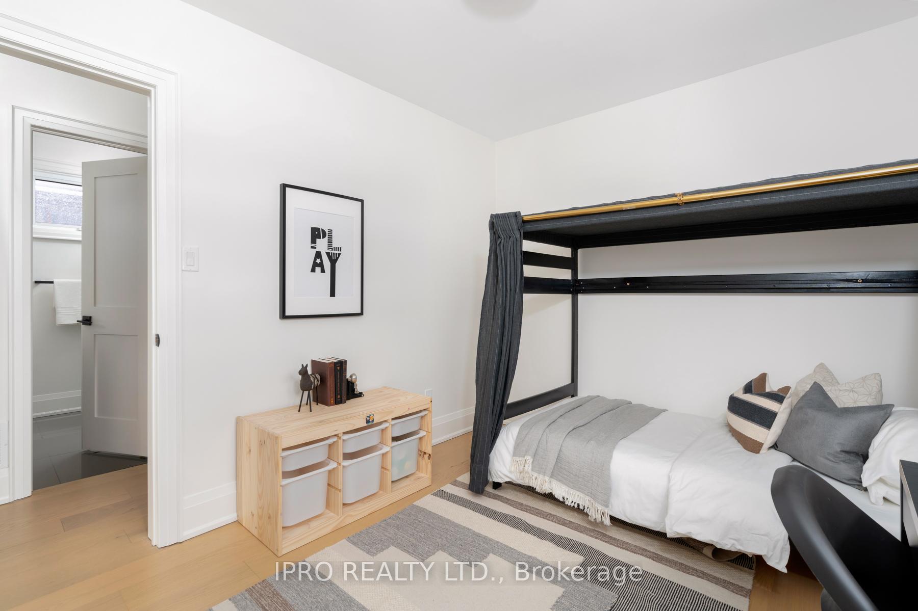 Photo 33 of 275 Gowan Avenue, Toronto, Danforth Village-East York — HOMEH