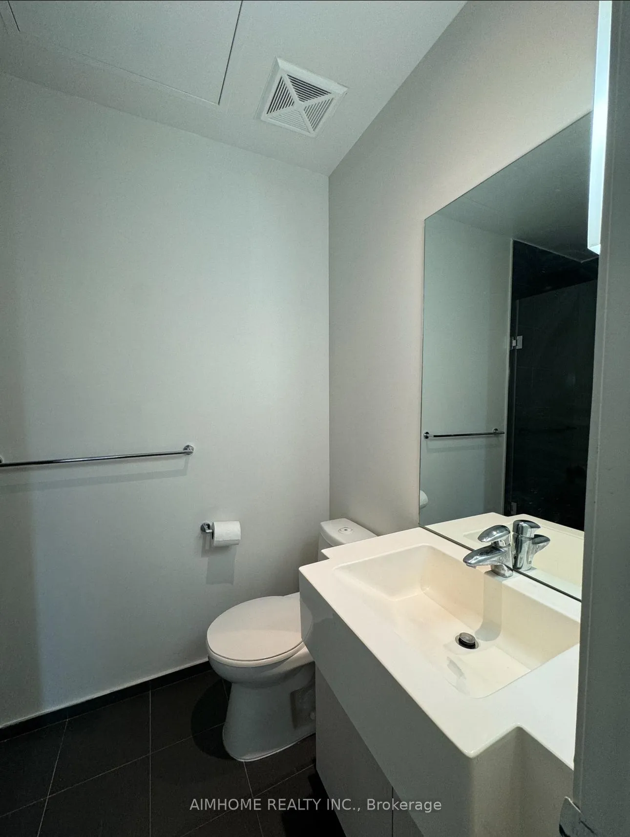 Photo 9 of Unit 1006, 8 The Esplanade Avenue, Toronto, Waterfront Communities — HOMEH