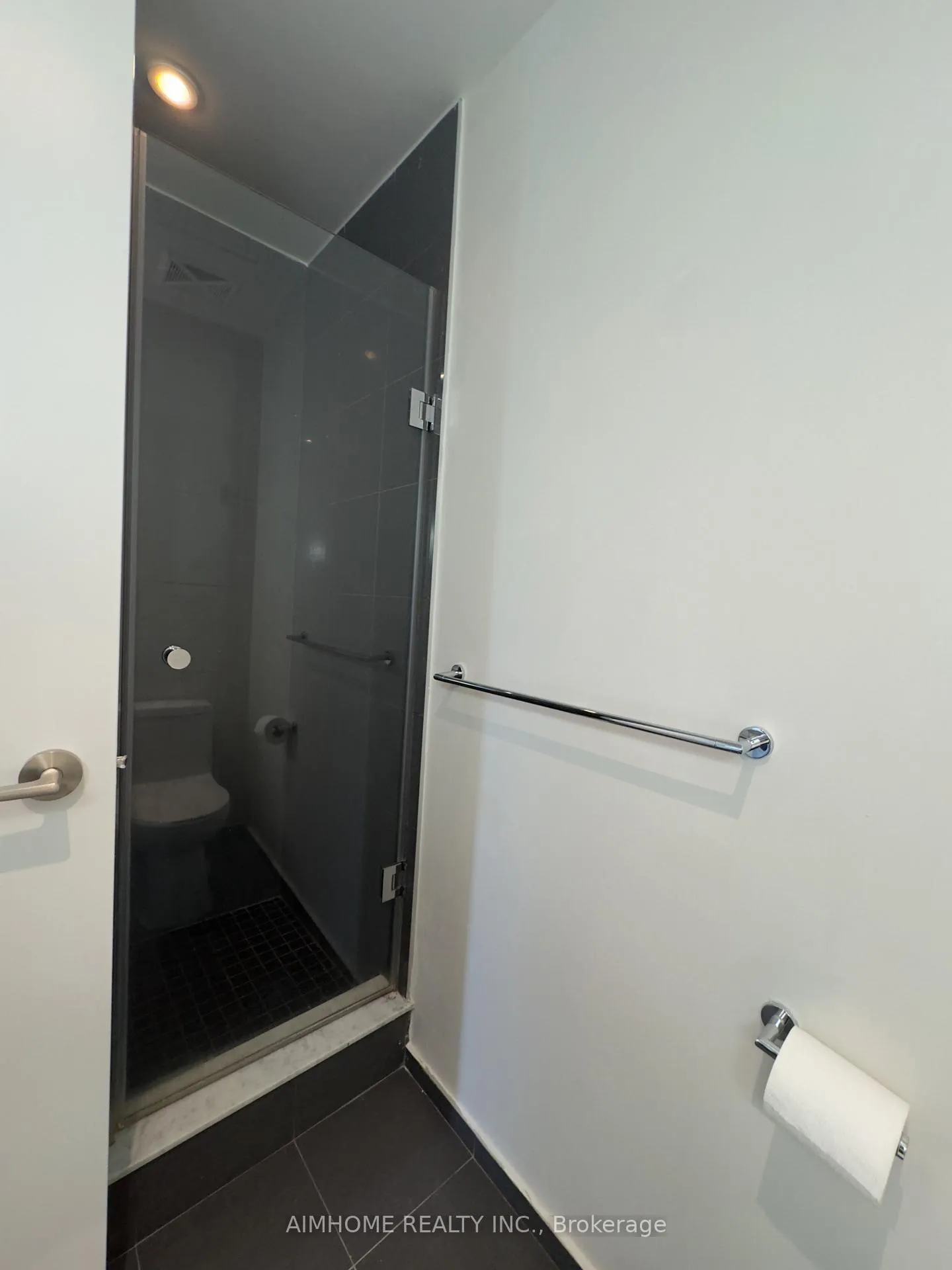 Photo 10 of Unit 1006, 8 The Esplanade Avenue, Toronto, Waterfront Communities — HOMEH