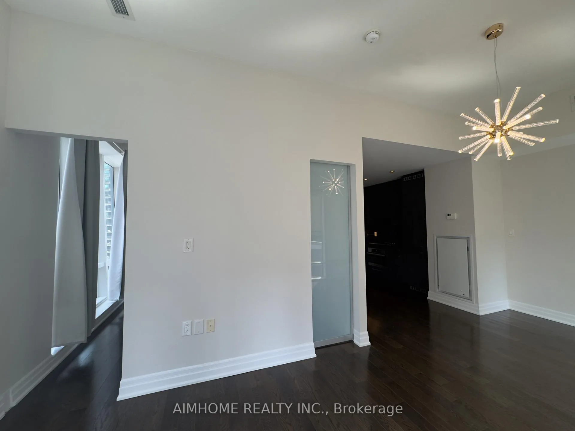Photo 18 of Unit 1006, 8 The Esplanade Avenue, Toronto, Waterfront Communities — HOMEH