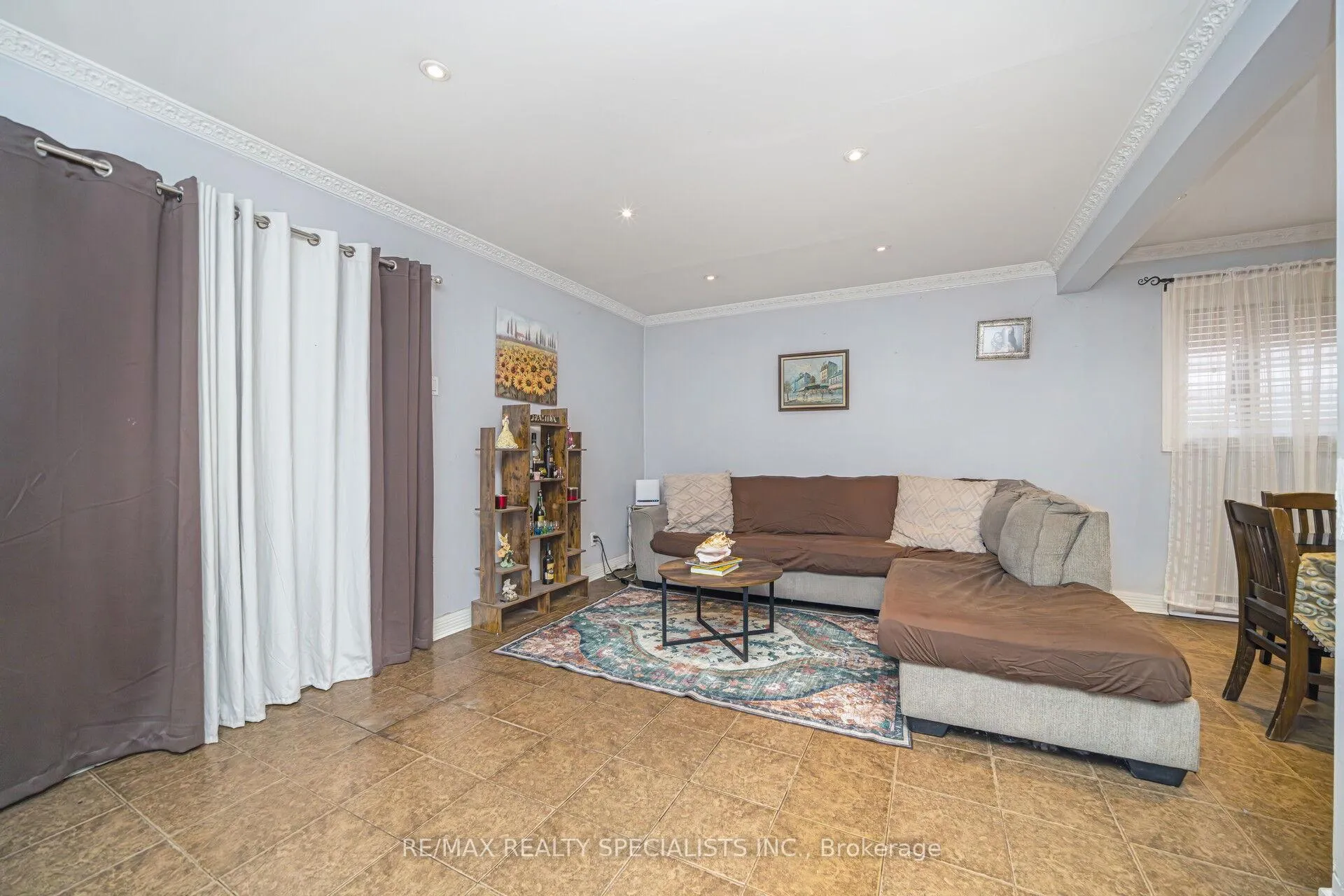 Photo 3 of 19 Gatsby Square, Brampton, Northgate — HOMEH