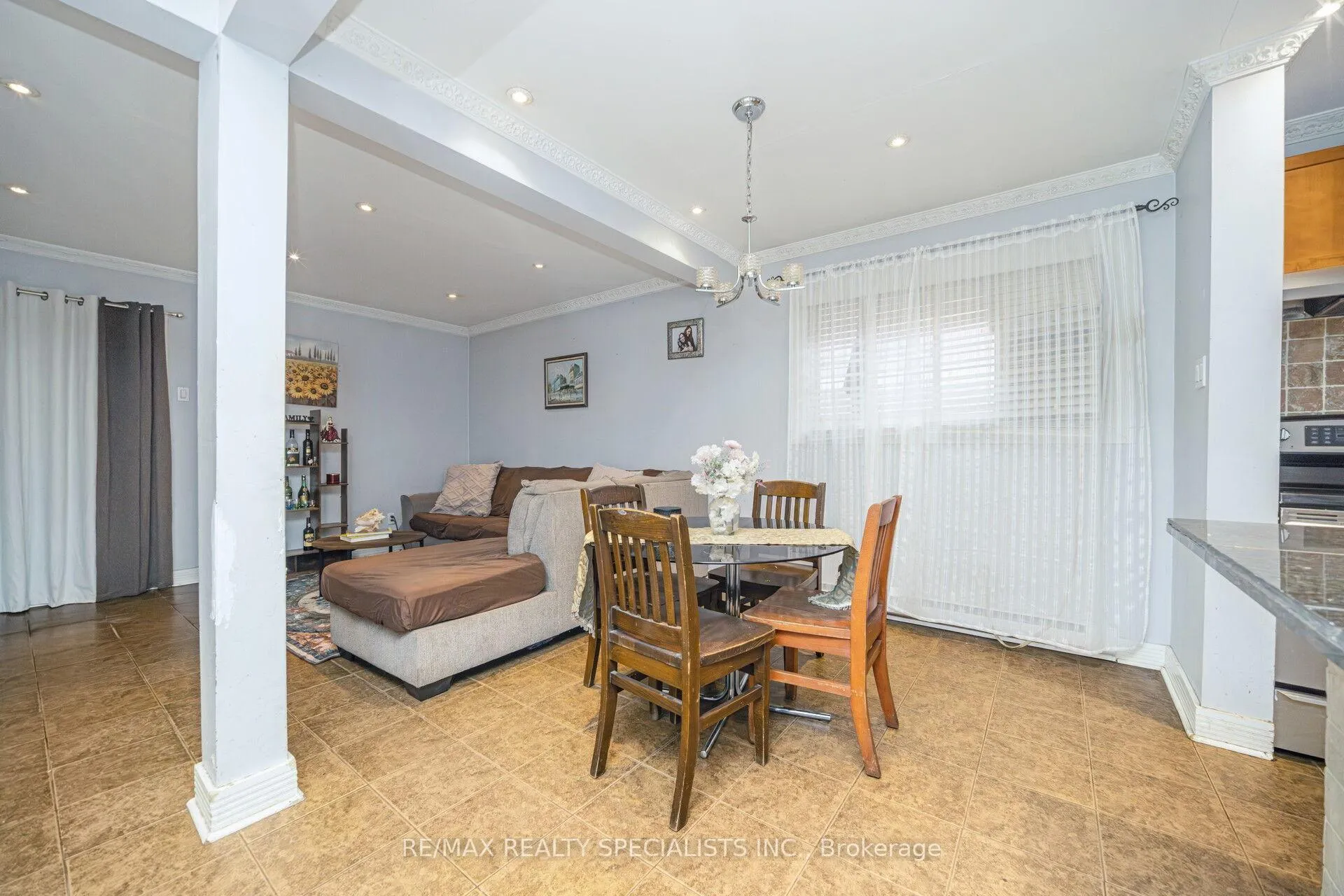 Photo 7 of 19 Gatsby Square, Brampton, Northgate — HOMEH