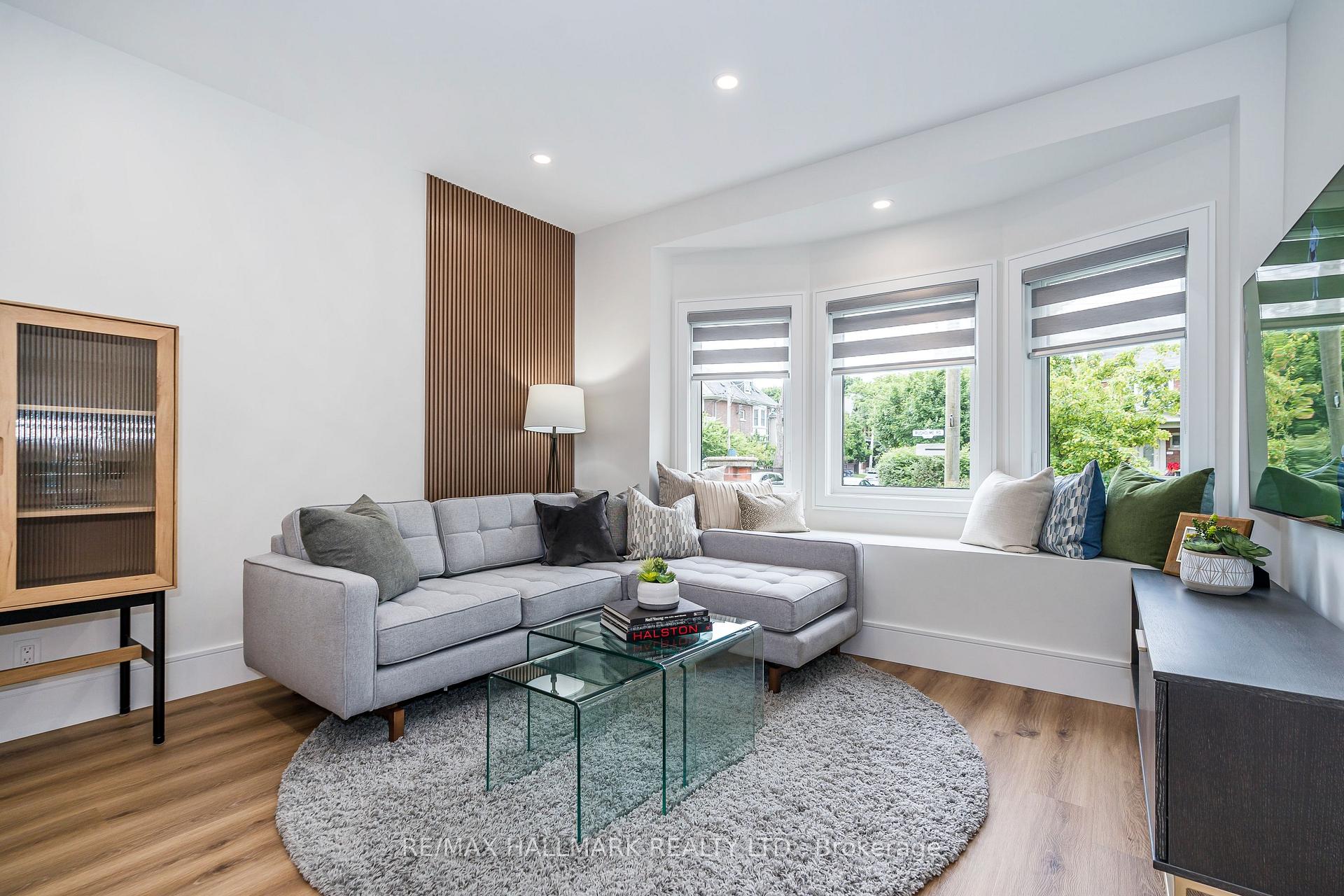 Photo 3 of Unit 1, 202 Rusholme Road, Toronto, Dufferin Grove — HOMEH